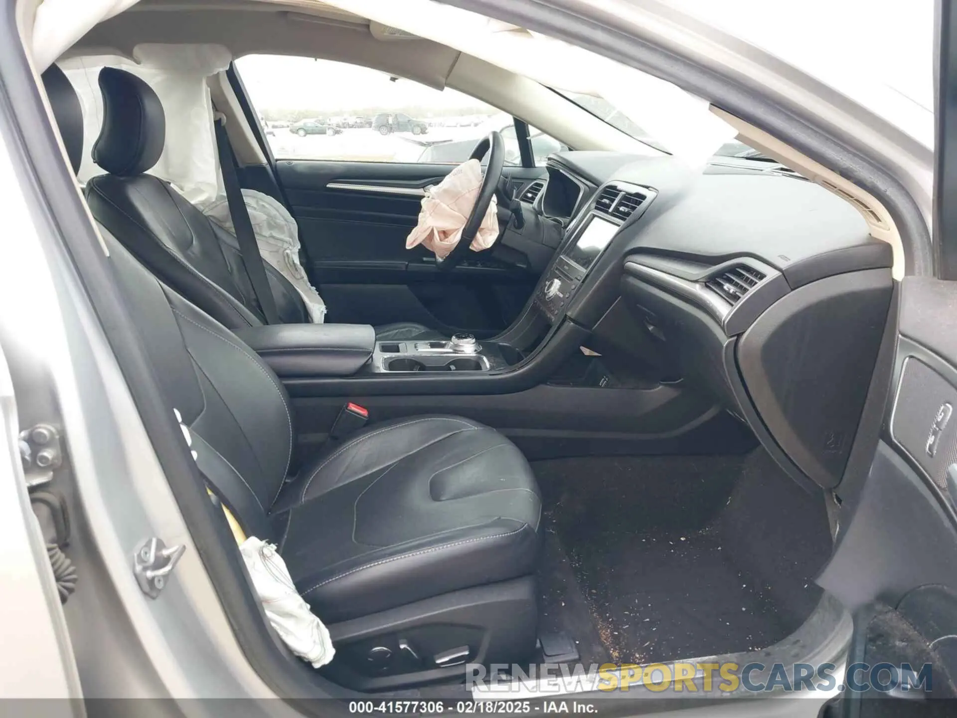 5 fotografías del automóvil dañado 3FA6P0D9XKR206465 FORD FUSION 2019