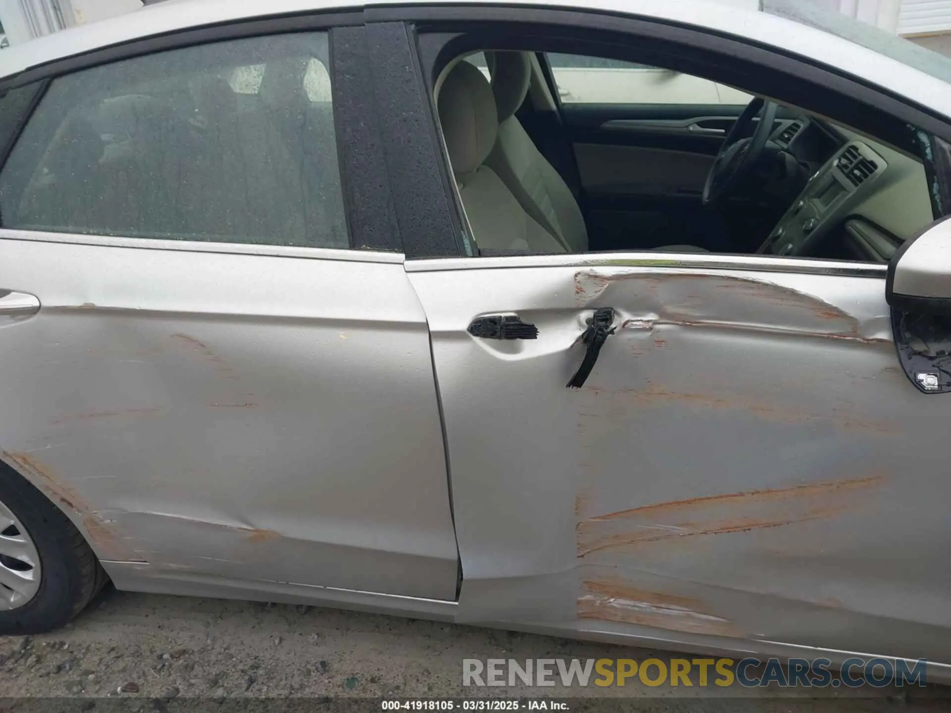 13 fotografías del automóvil dañado 3FA6P0G71KR126921 FORD FUSION 2019