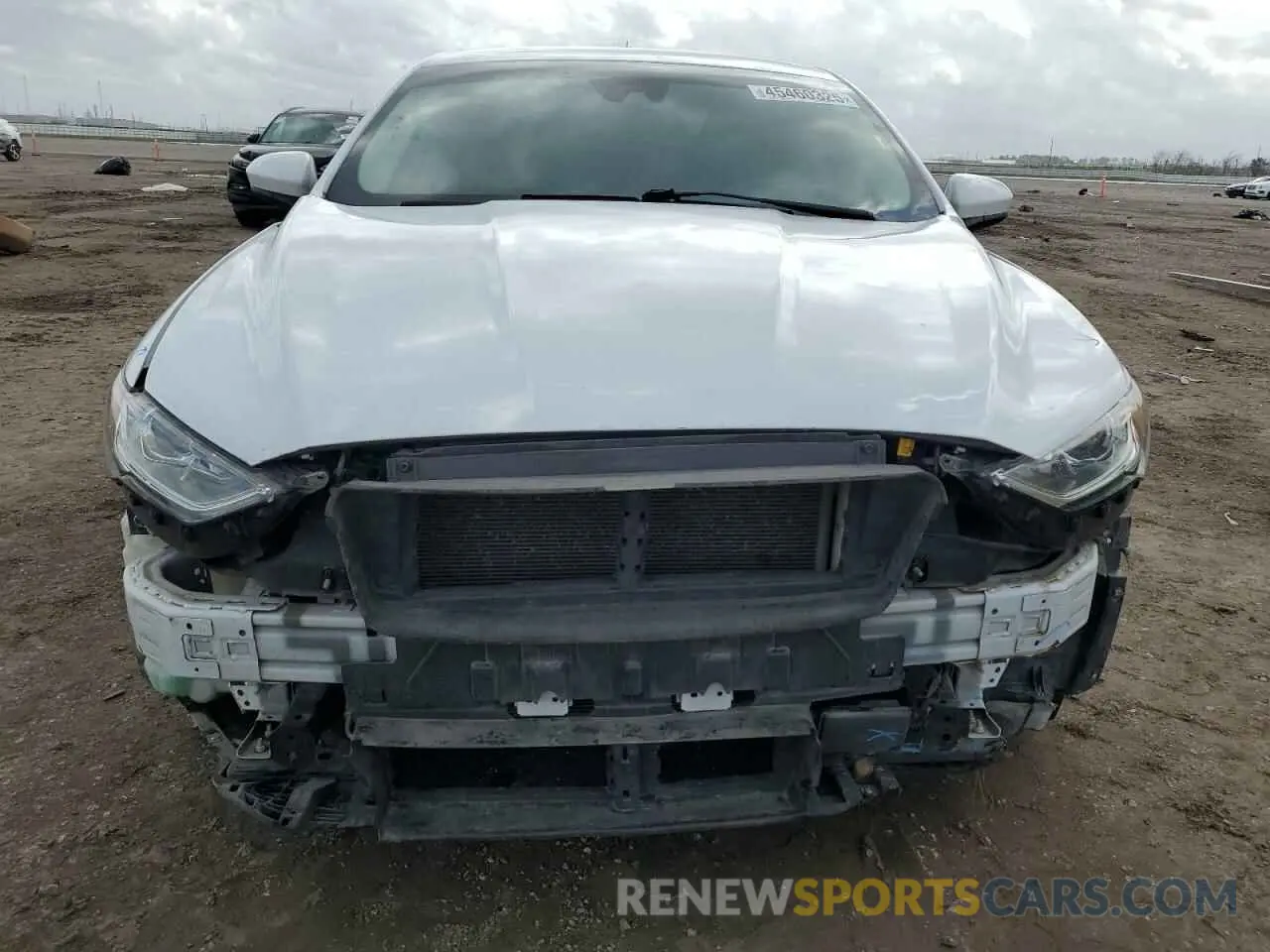 5 fotografías del automóvil dañado 3FA6P0G71KR277063 FORD FUSION 2019