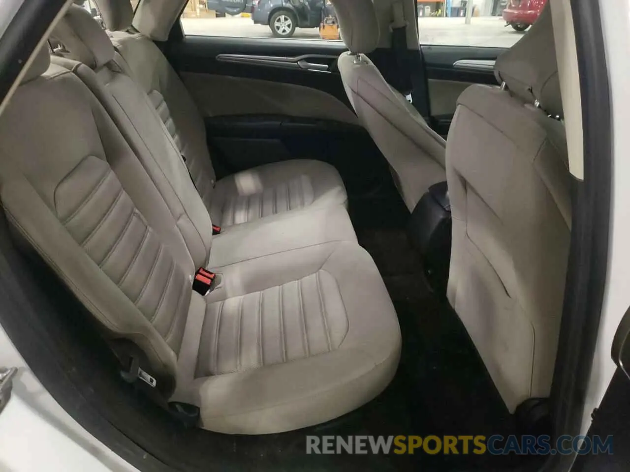 10 fotografías del automóvil dañado 3FA6P0G72KR199618 FORD FUSION 2019