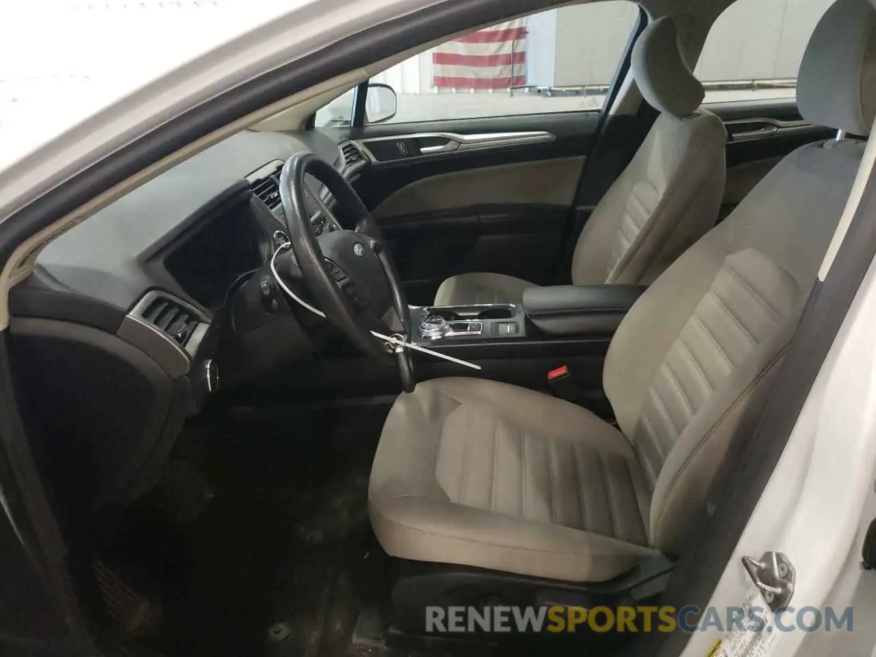 7 fotografías del automóvil dañado 3FA6P0G72KR199618 FORD FUSION 2019