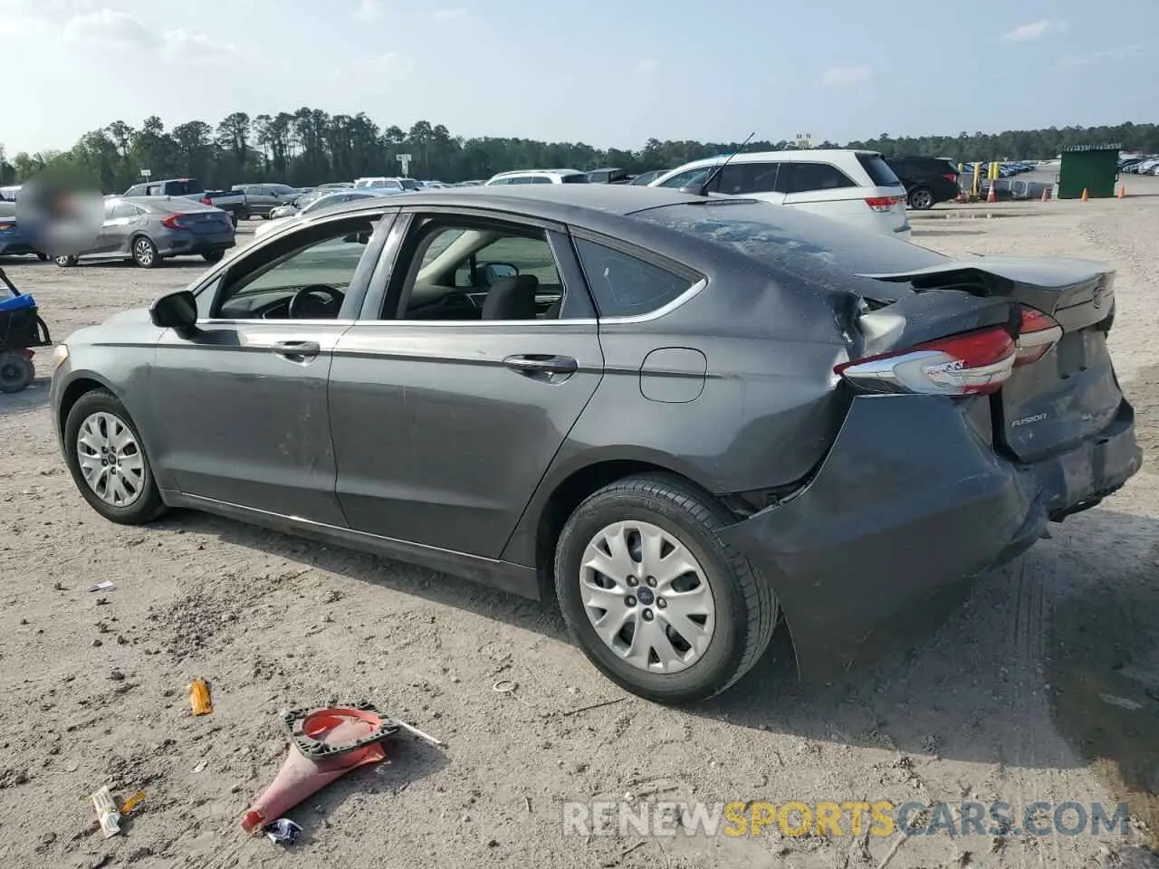 2 fotografías del automóvil dañado 3FA6P0G73KR282748 FORD FUSION 2019