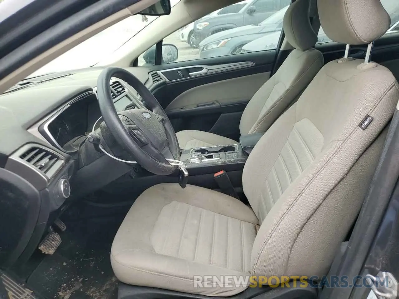 7 fotografías del automóvil dañado 3FA6P0G73KR282748 FORD FUSION 2019