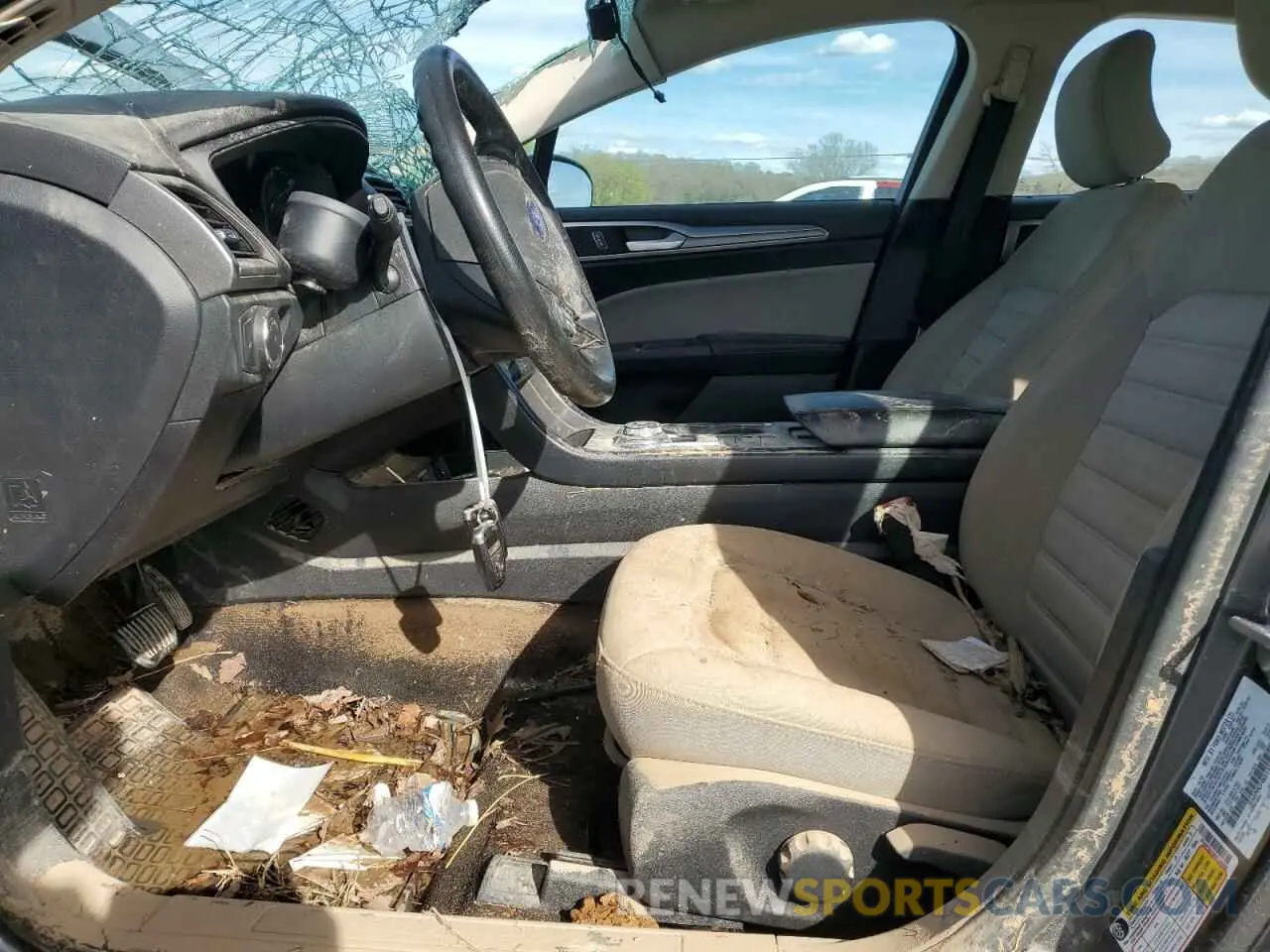 7 fotografías del automóvil dañado 3FA6P0G74KR135936 FORD FUSION 2019