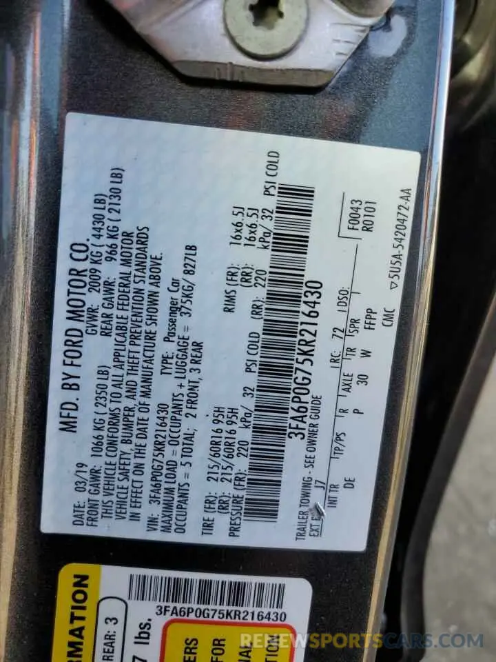 12 fotografías del automóvil dañado 3FA6P0G75KR216430 FORD FUSION 2019