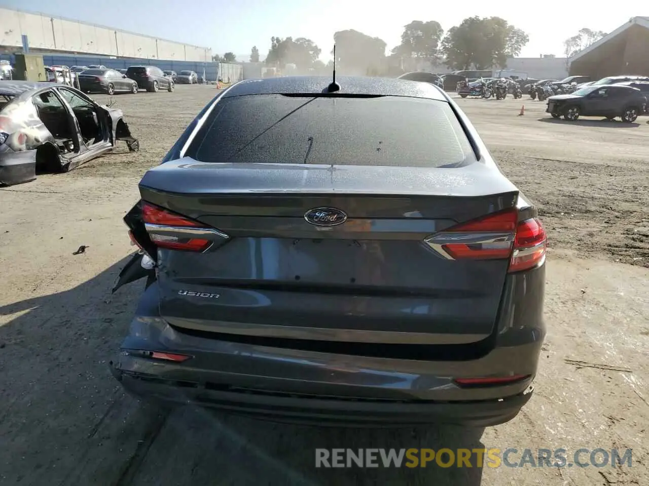 6 fotografías del automóvil dañado 3FA6P0G75KR216430 FORD FUSION 2019
