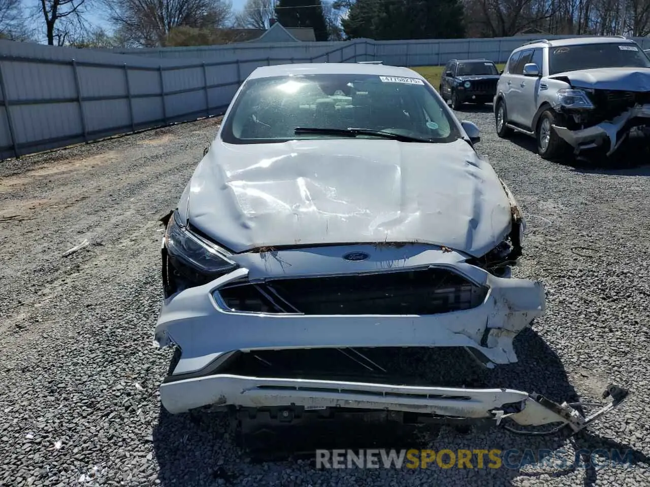 5 fotografías del automóvil dañado 3FA6P0G75KR280788 FORD FUSION 2019