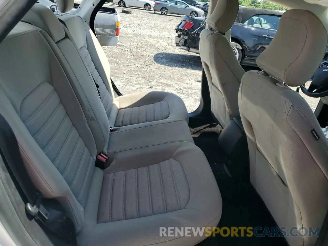 10 fotografías del automóvil dañado 3FA6P0G76KR133489 FORD FUSION 2019
