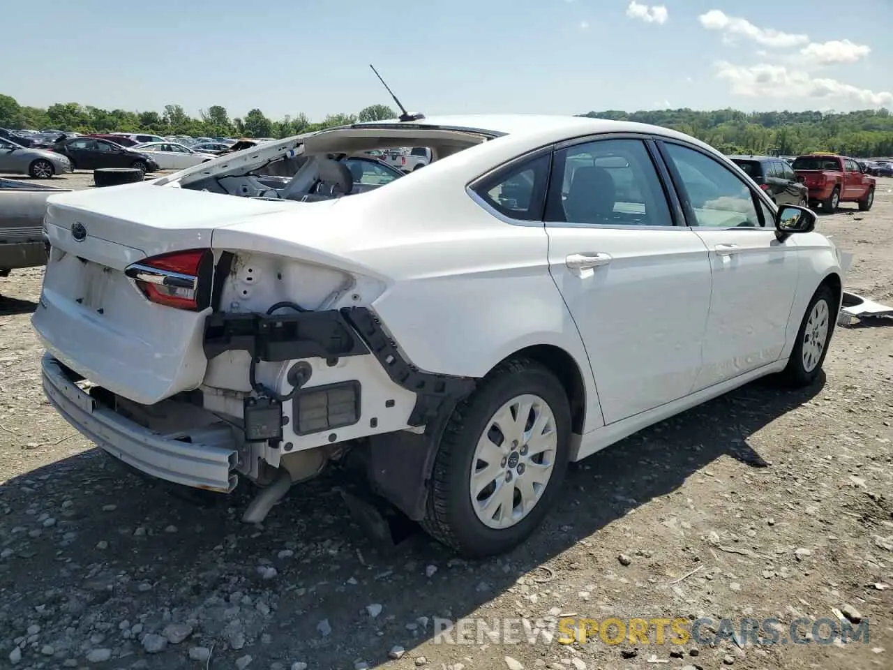 3 fotografías del automóvil dañado 3FA6P0G76KR133489 FORD FUSION 2019