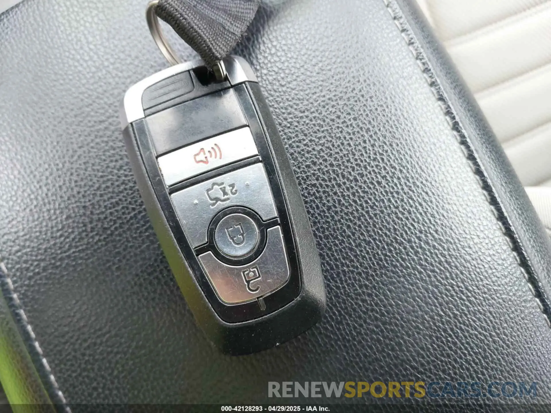 11 fotografías del automóvil dañado 3FA6P0G76KR170915 FORD FUSION 2019