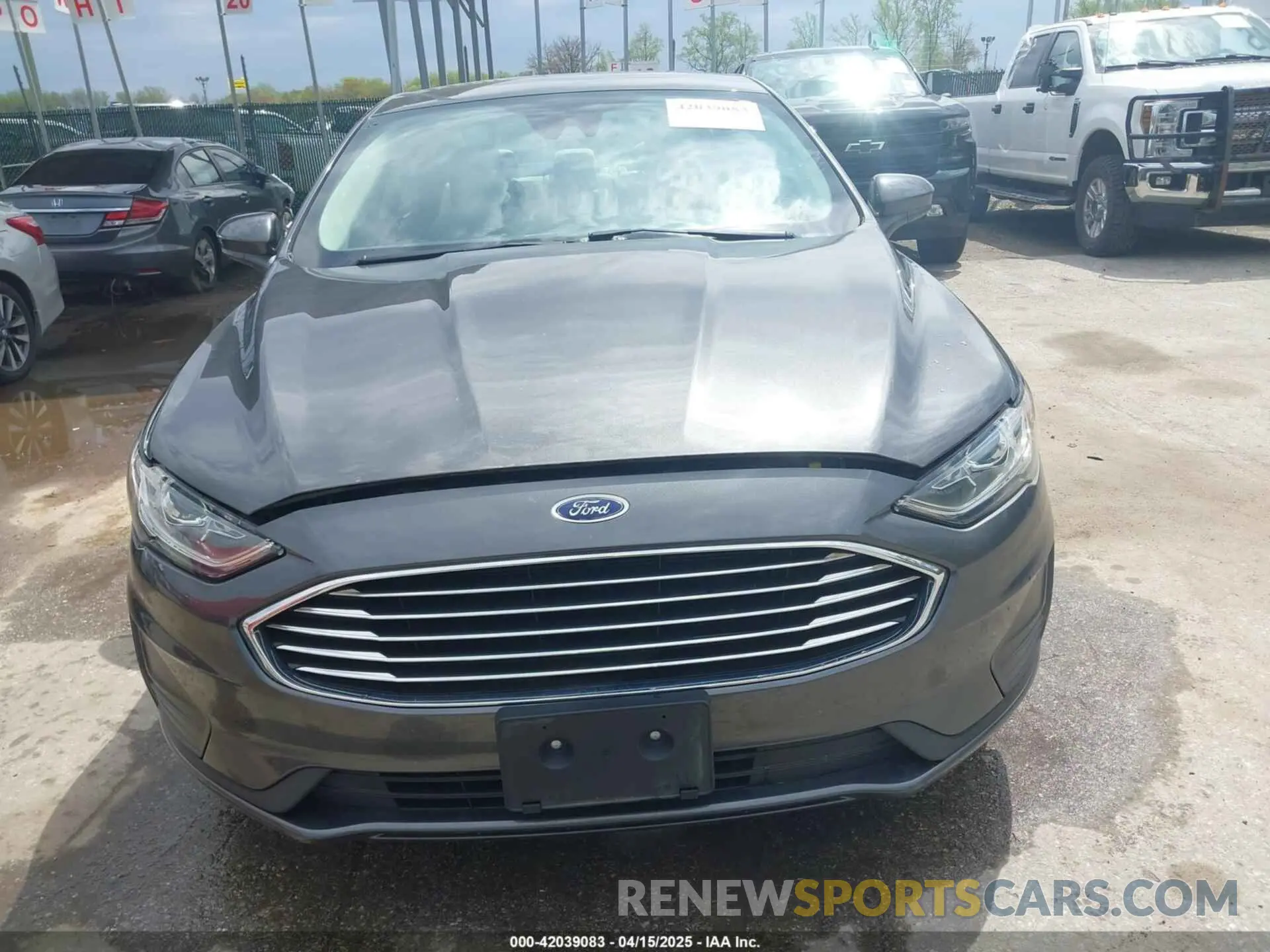 12 fotografías del automóvil dañado 3FA6P0G76KR247492 FORD FUSION 2019
