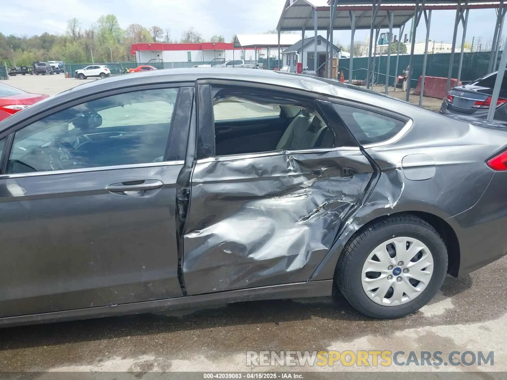 6 fotografías del automóvil dañado 3FA6P0G76KR247492 FORD FUSION 2019