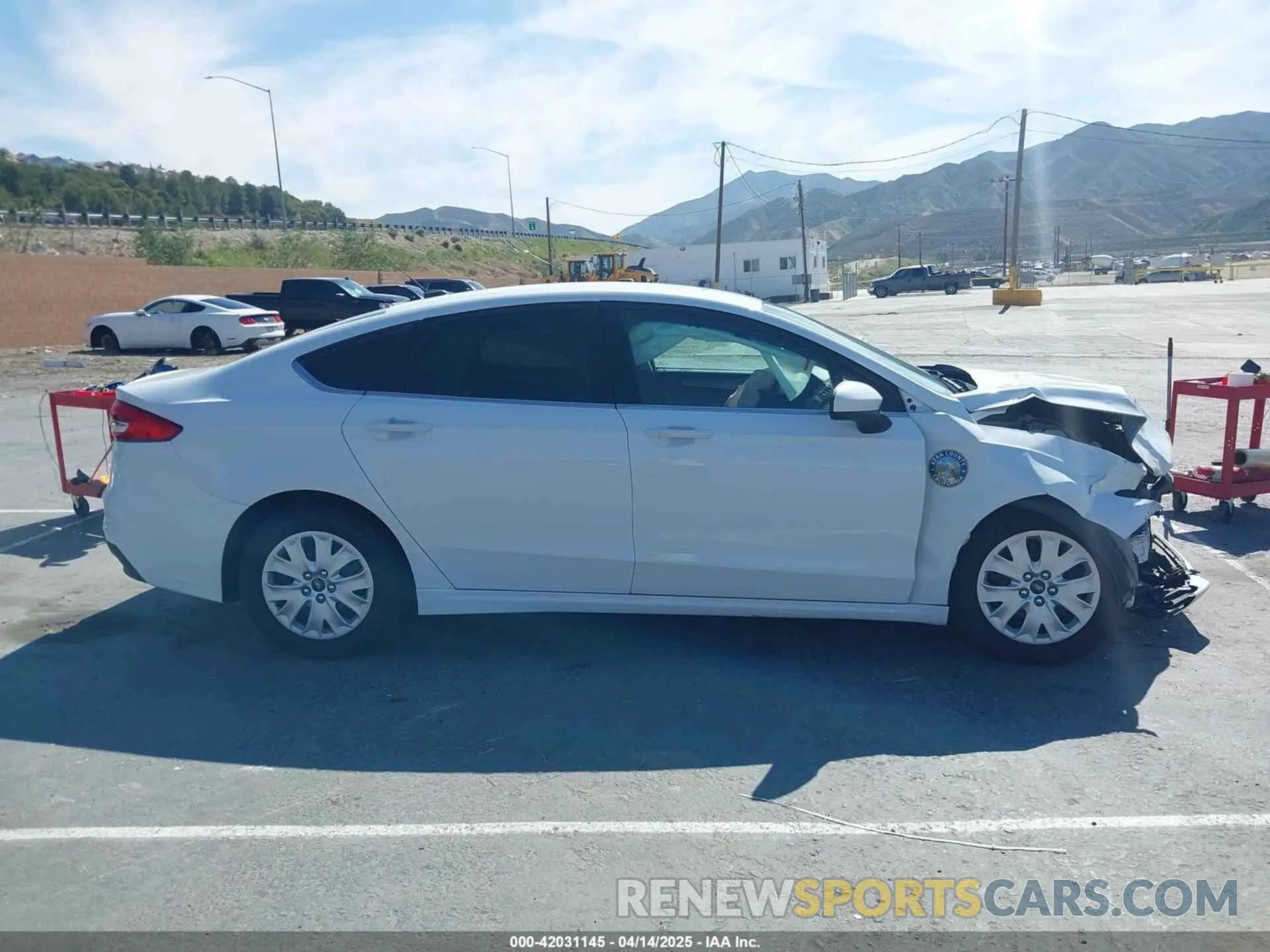 13 fotografías del automóvil dañado 3FA6P0G77KR218129 FORD FUSION 2019
