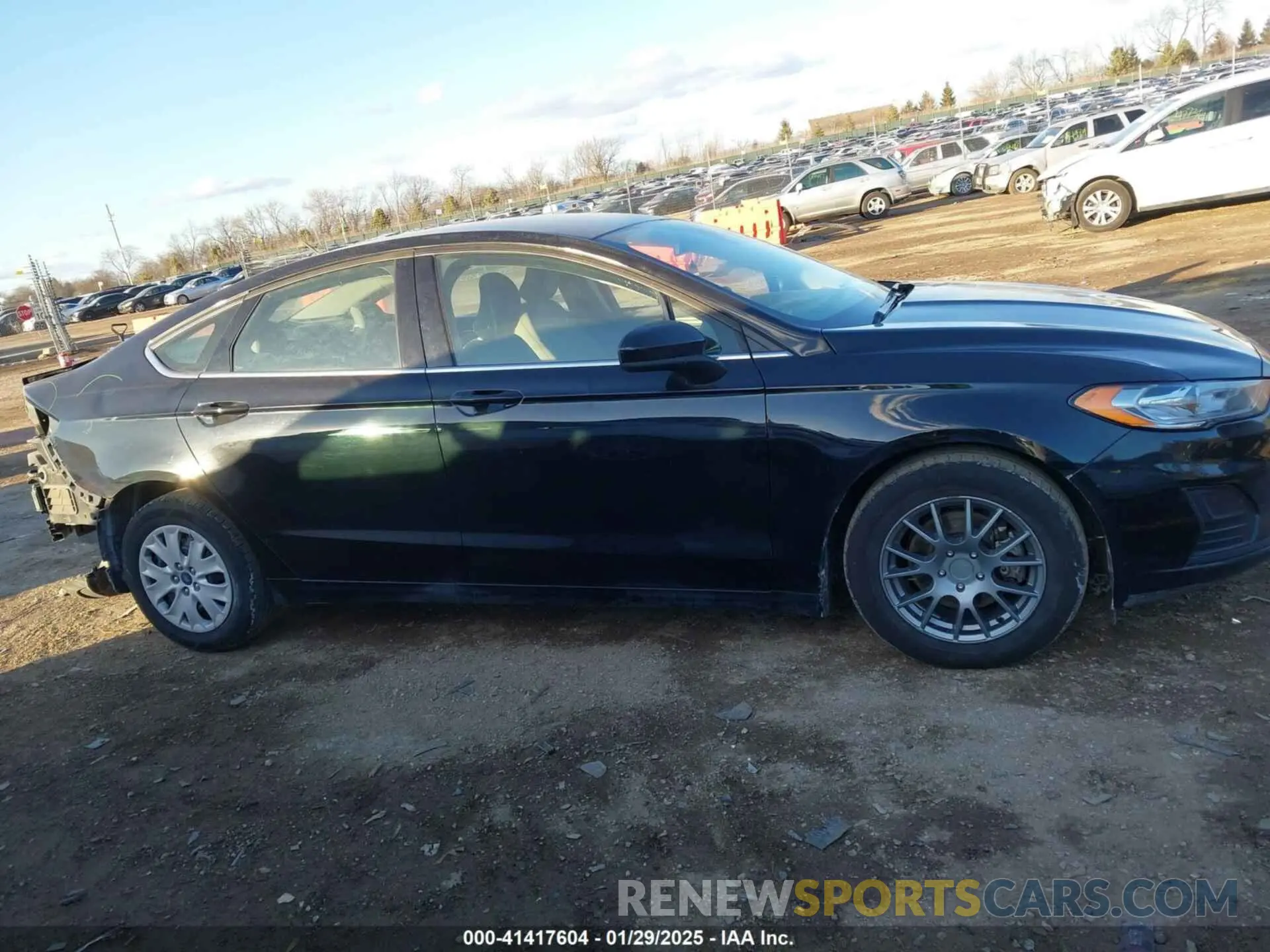 13 fotografías del automóvil dañado 3FA6P0G78KR194956 FORD FUSION 2019