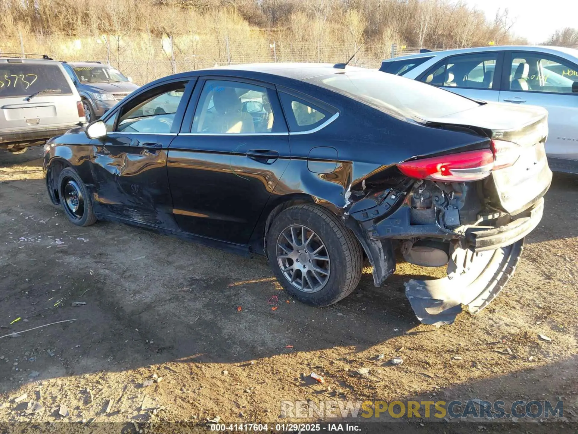 3 fotografías del automóvil dañado 3FA6P0G78KR194956 FORD FUSION 2019