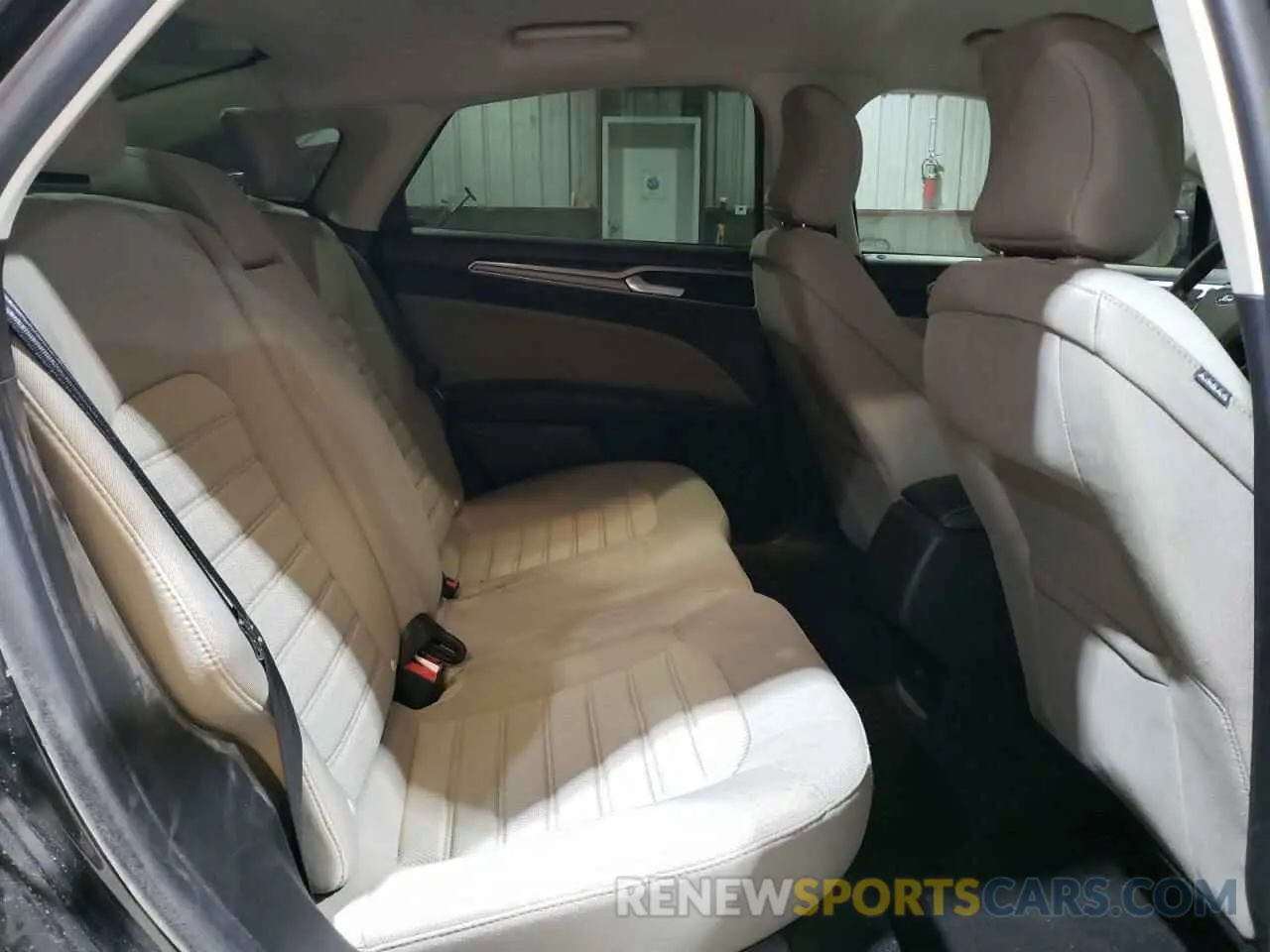 10 fotografías del automóvil dañado 3FA6P0G78KR231892 FORD FUSION 2019