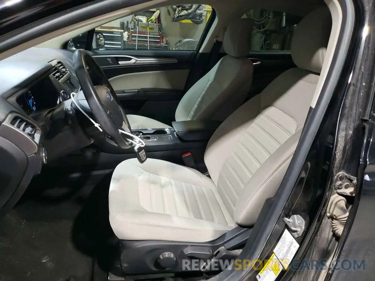 7 fotografías del automóvil dañado 3FA6P0G78KR231892 FORD FUSION 2019