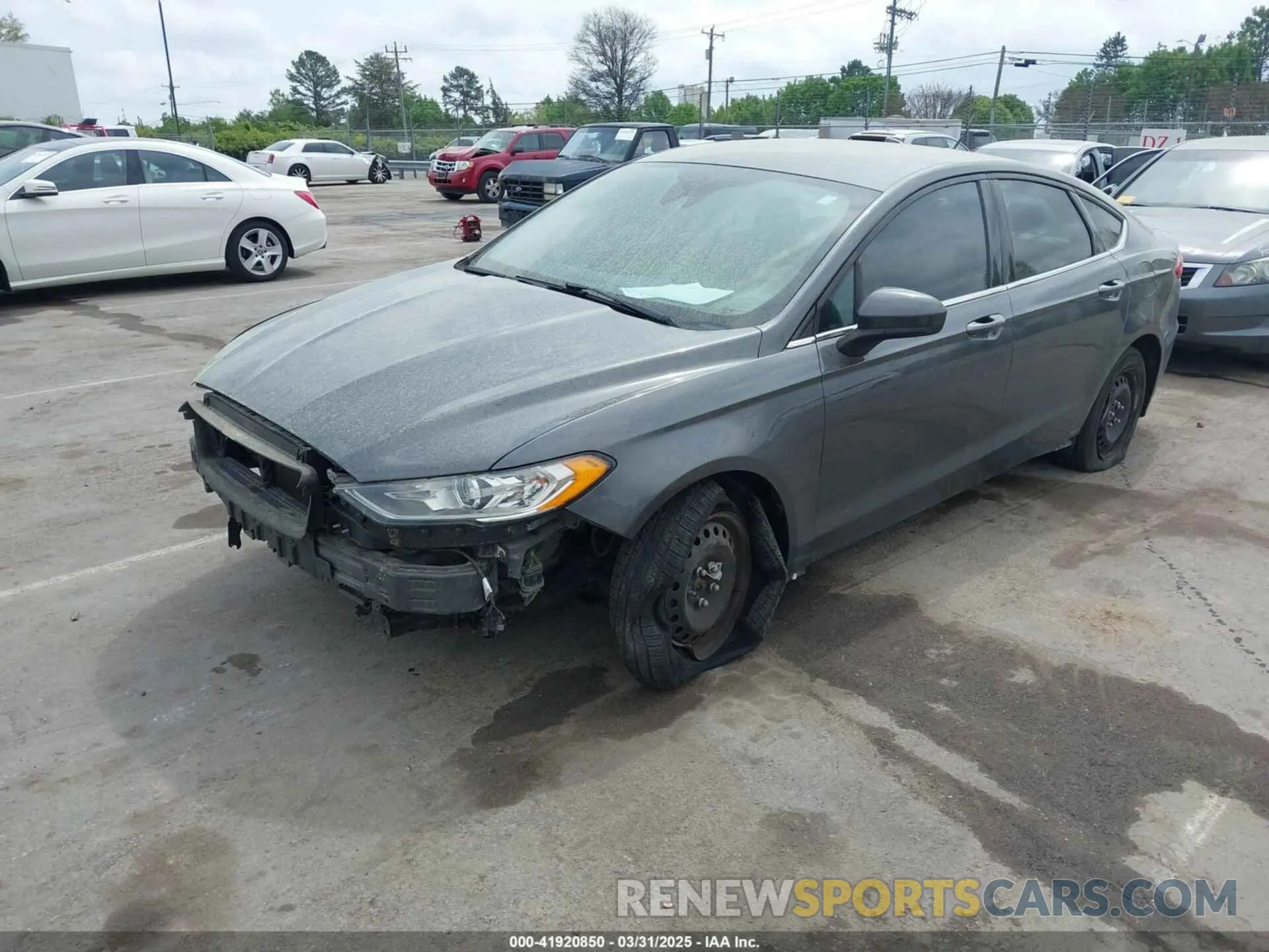 2 fotografías del automóvil dañado 3FA6P0G7XKR102326 FORD FUSION 2019