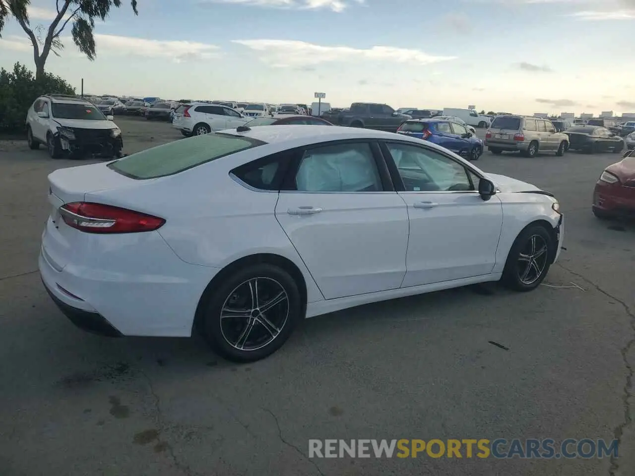 3 fotografías del automóvil dañado 3FA6P0G7XKR108675 FORD FUSION 2019