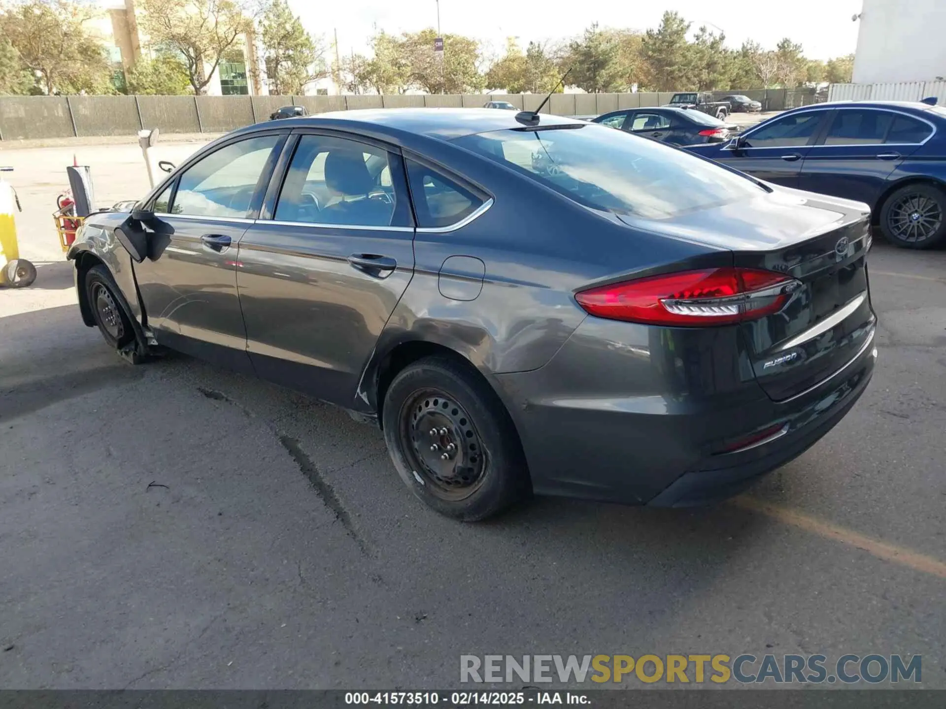 3 fotografías del automóvil dañado 3FA6P0G7XKR232512 FORD FUSION 2019