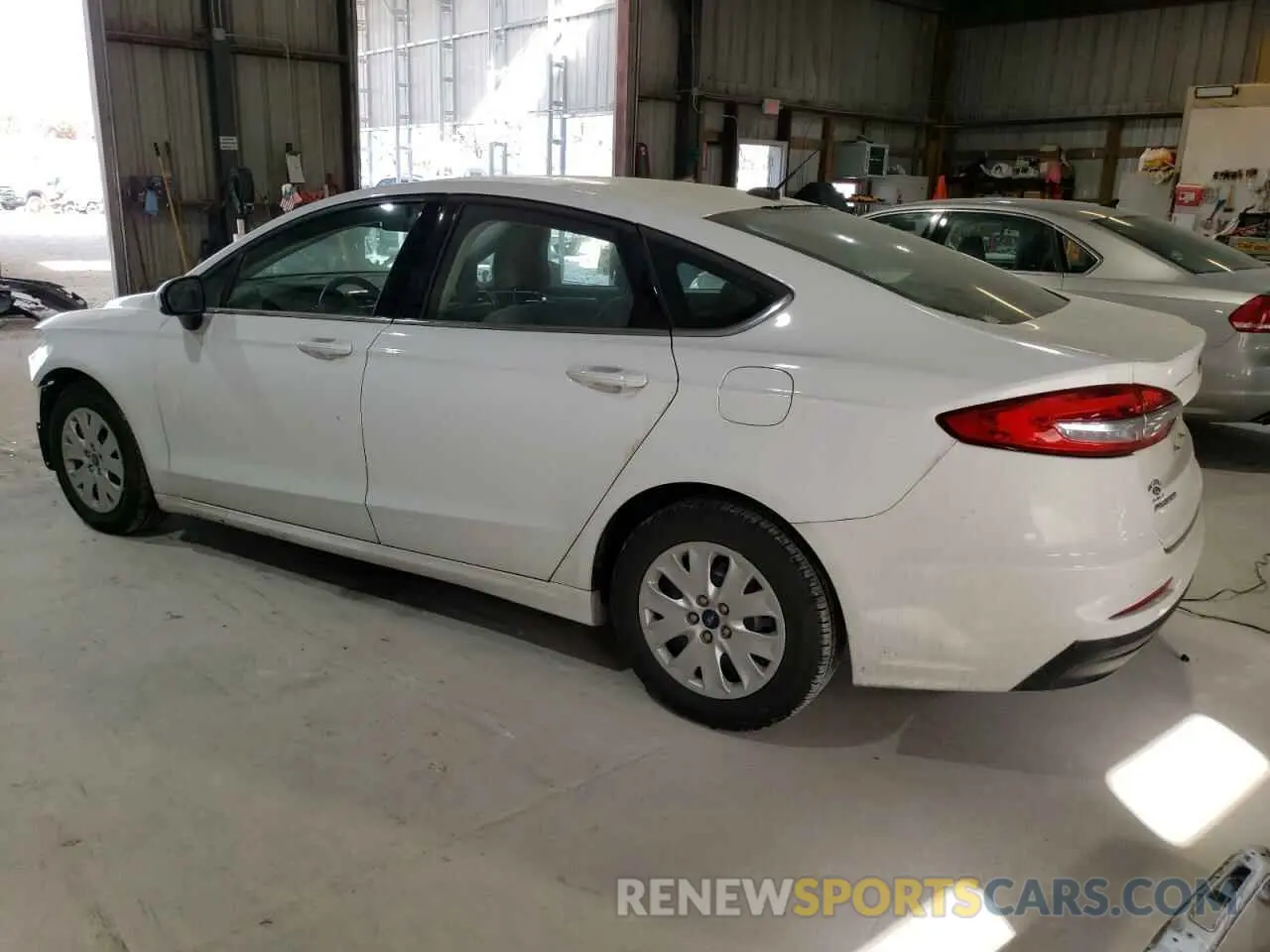 2 fotografías del automóvil dañado 3FA6P0G7XKR286604 FORD FUSION 2019