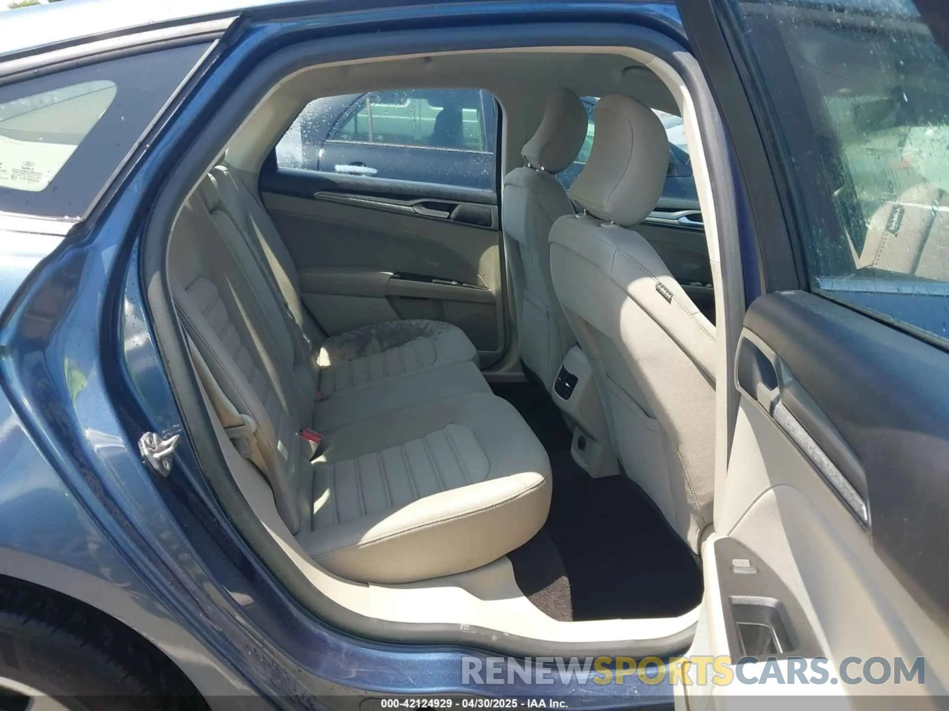 8 fotografías del automóvil dañado 3FA6P0H72KR123170 FORD FUSION 2019