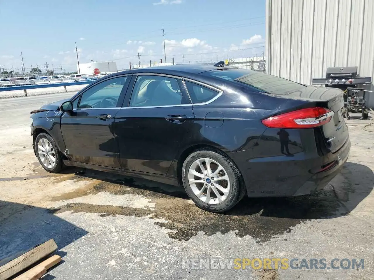 2 fotografías del automóvil dañado 3FA6P0H73KR151298 FORD FUSION 2019