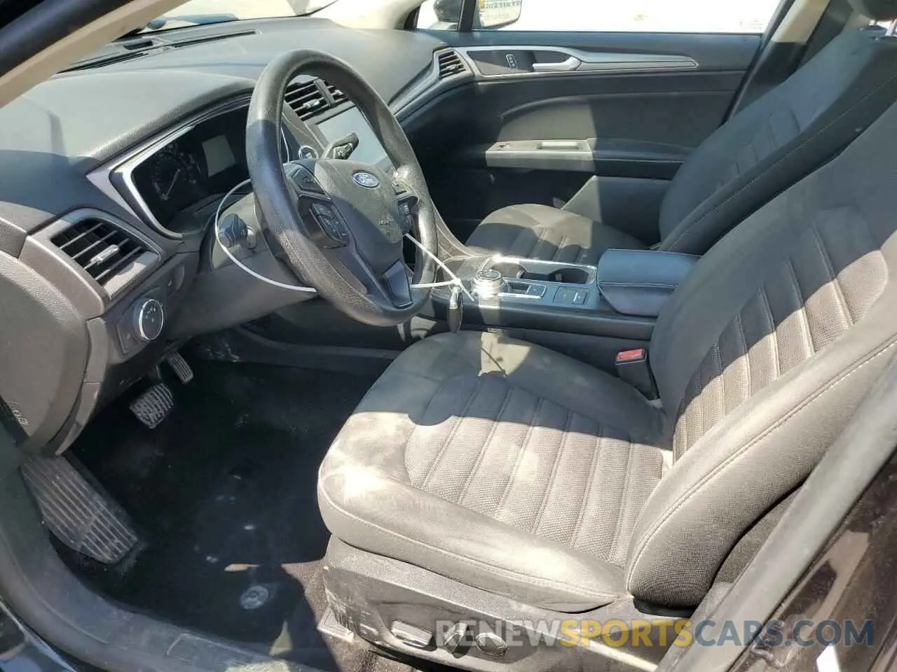 7 fotografías del automóvil dañado 3FA6P0H73KR151298 FORD FUSION 2019