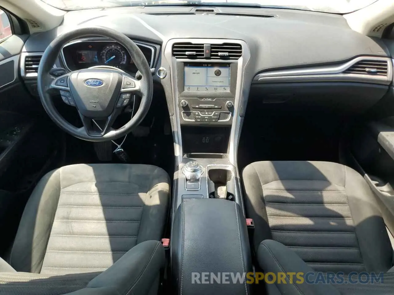 8 fotografías del automóvil dañado 3FA6P0H73KR151298 FORD FUSION 2019