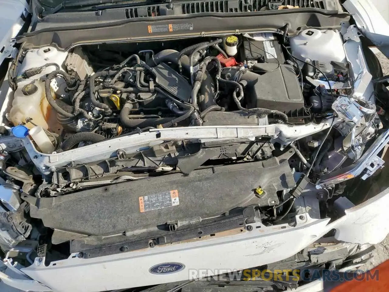 13 fotografías del automóvil dañado 3FA6P0HD0KR186189 FORD FUSION 2019