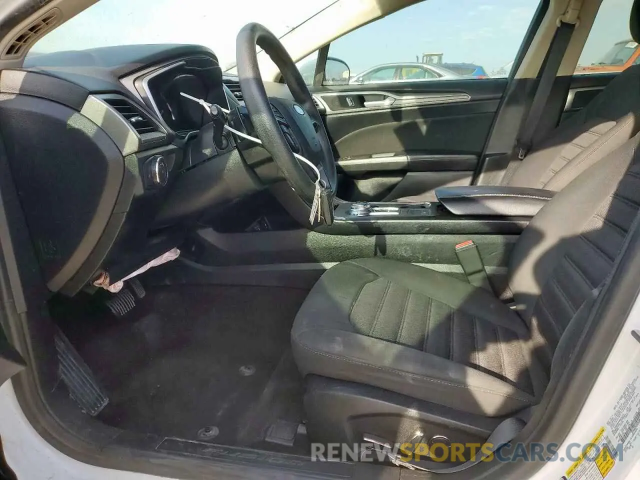 7 fotografías del automóvil dañado 3FA6P0HD0KR186189 FORD FUSION 2019