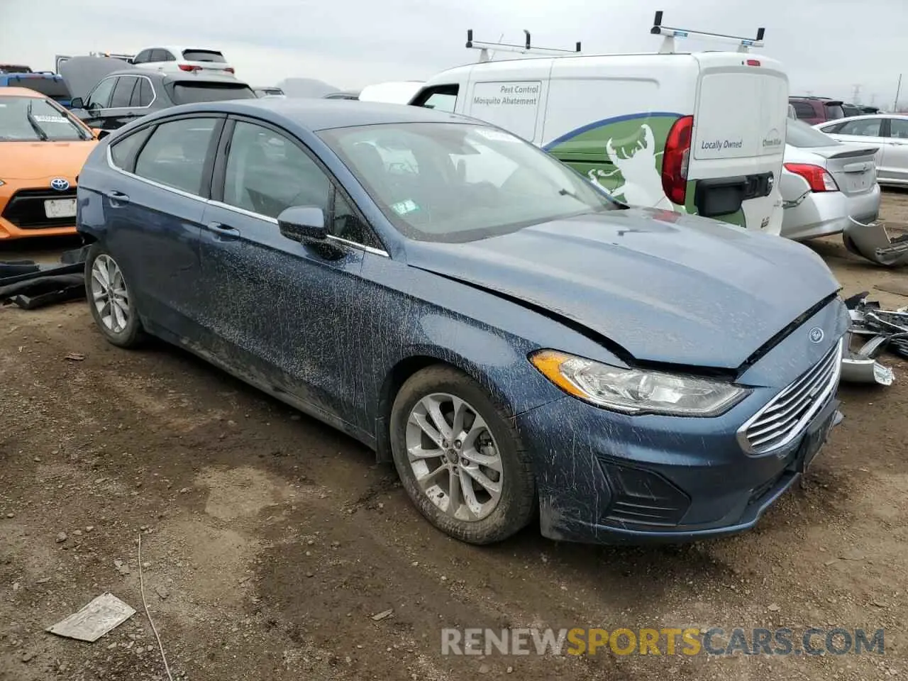 4 fotografías del automóvil dañado 3FA6P0HD0KR247797 FORD FUSION 2019