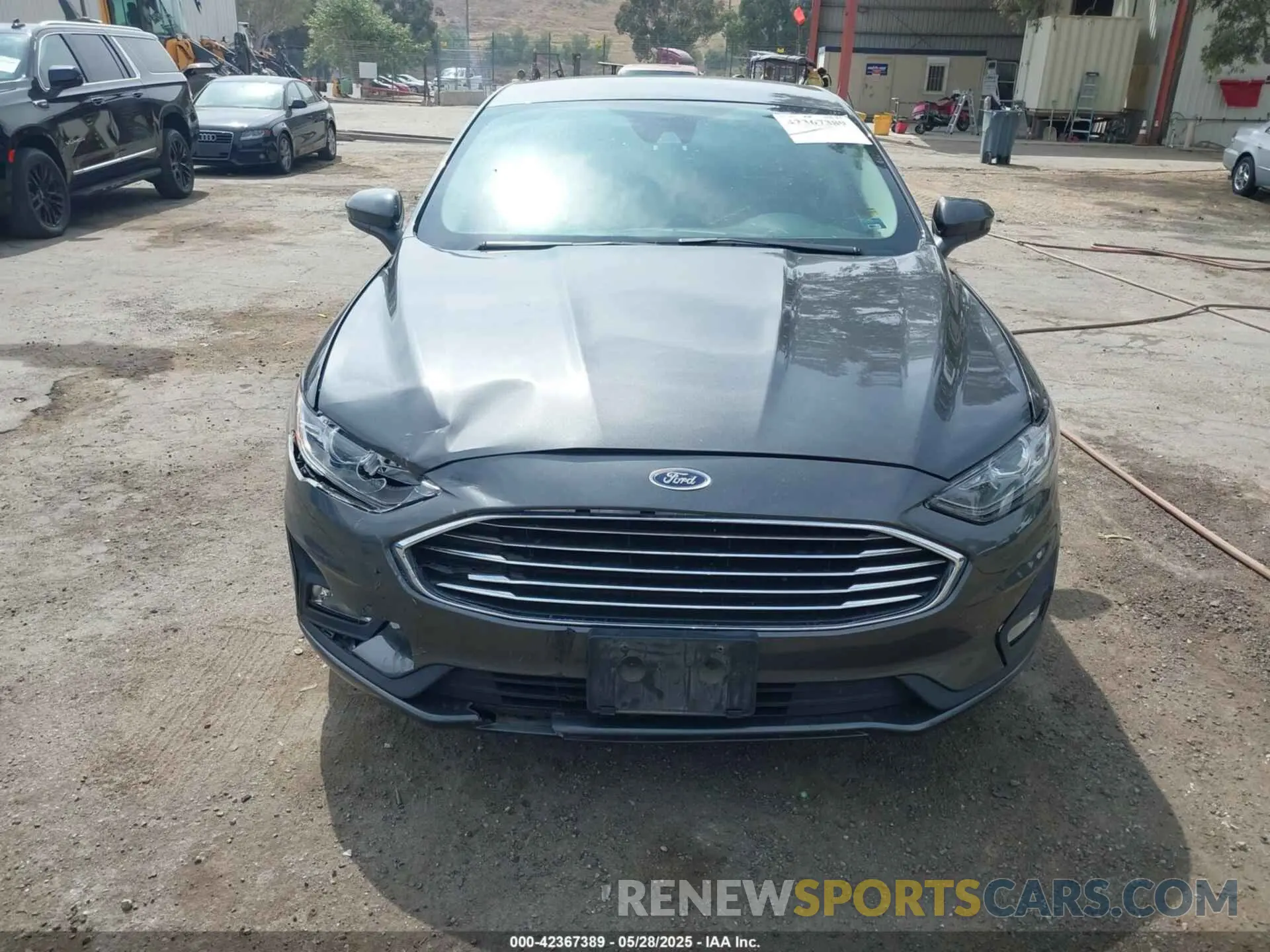 12 fotografías del automóvil dañado 3FA6P0HD1KR177114 FORD FUSION 2019