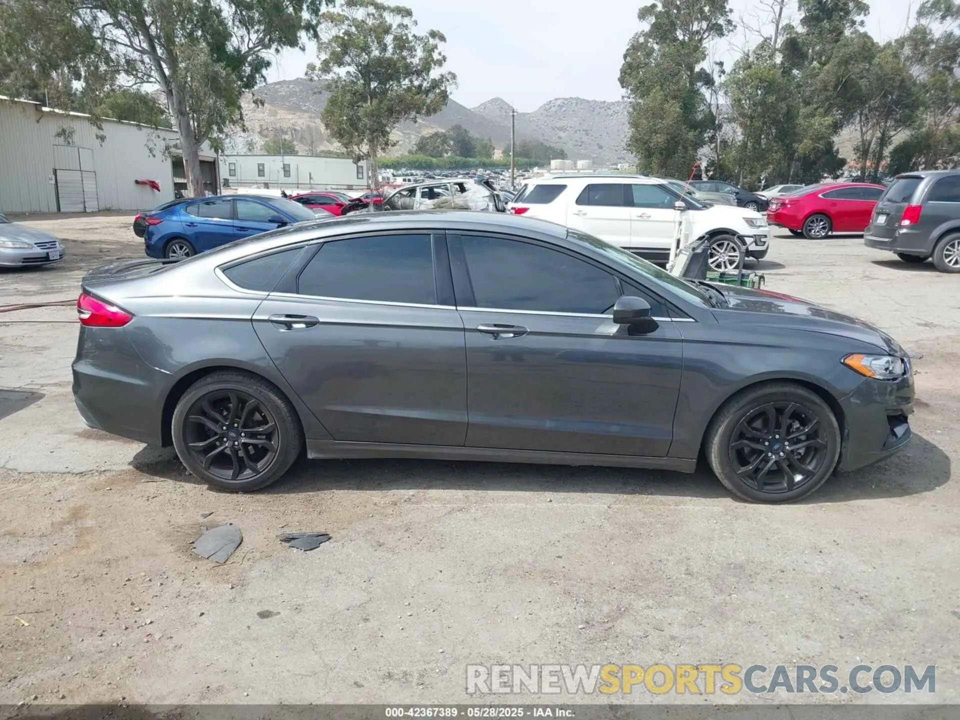 13 fotografías del automóvil dañado 3FA6P0HD1KR177114 FORD FUSION 2019