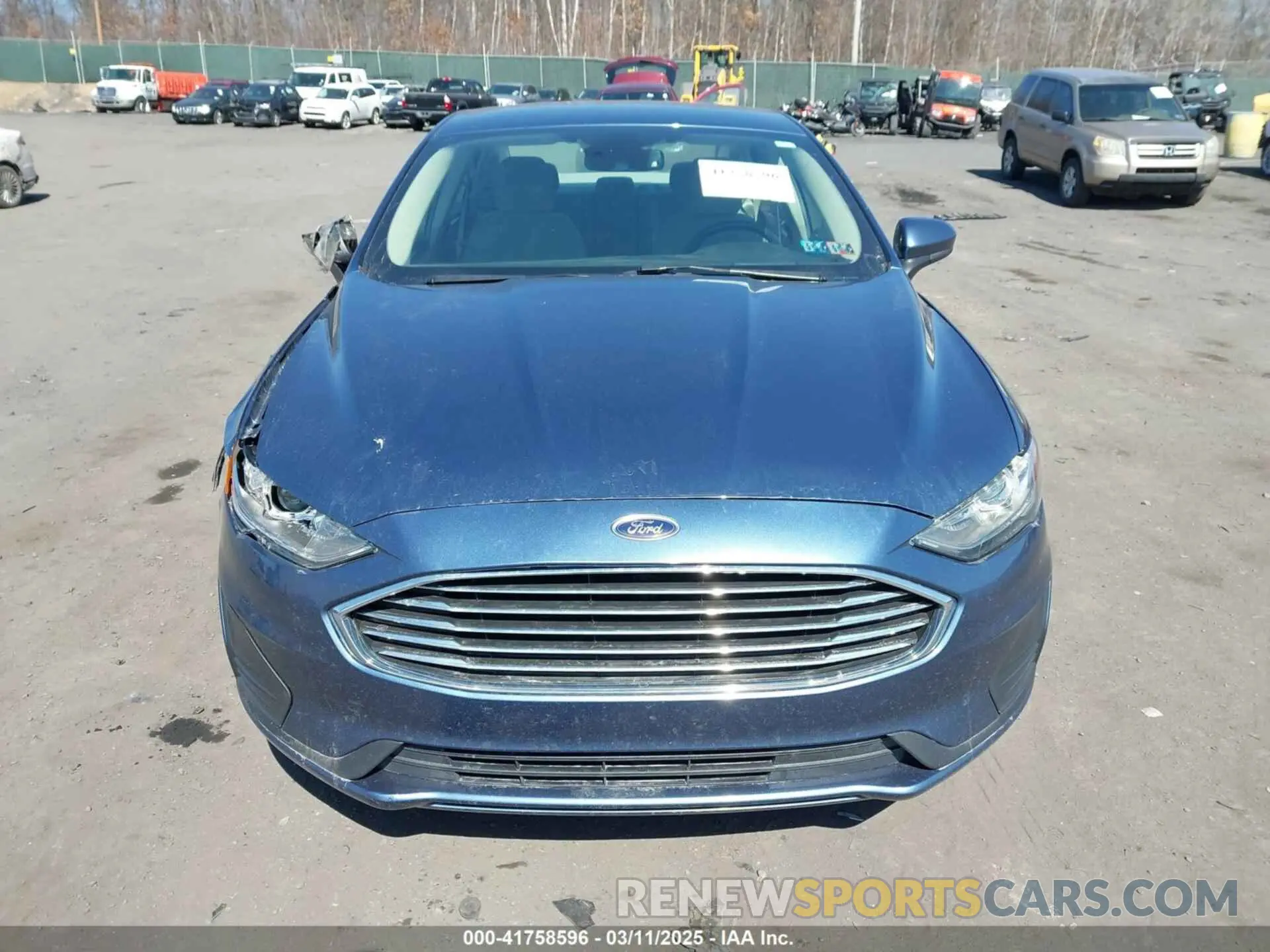 12 fotografías del automóvil dañado 3FA6P0HD1KR217532 FORD FUSION 2019