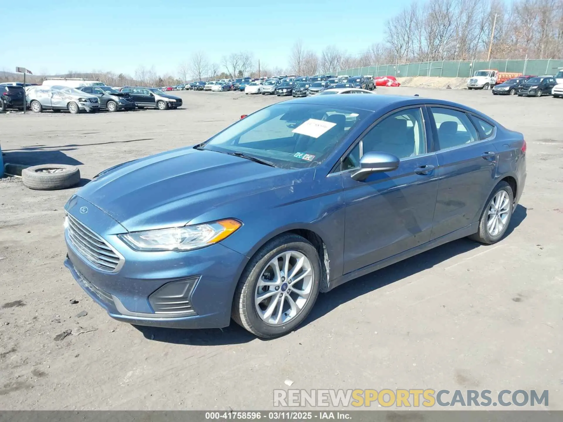 2 fotografías del automóvil dañado 3FA6P0HD1KR217532 FORD FUSION 2019