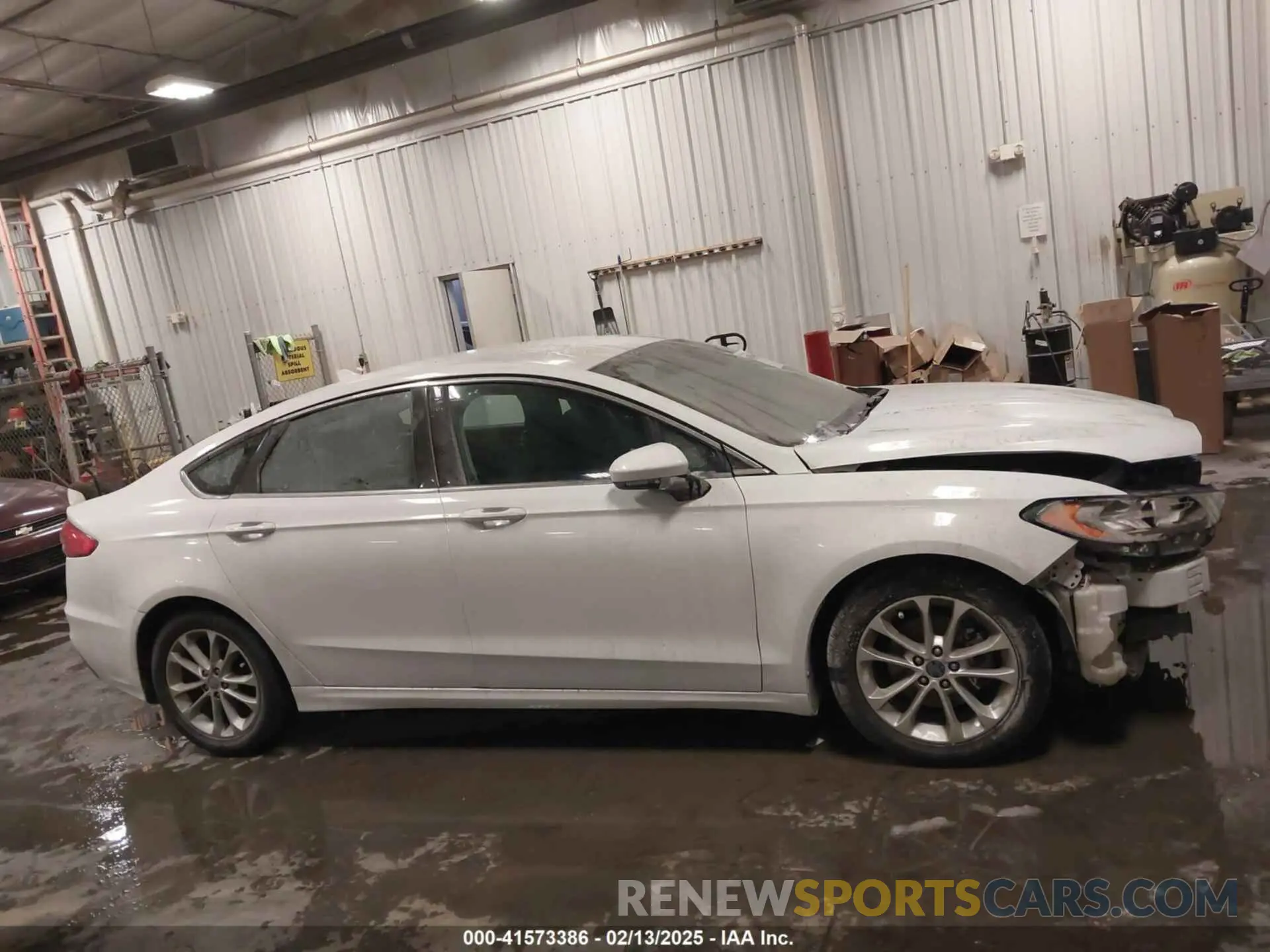 14 fotografías del automóvil dañado 3FA6P0HD1KR231754 FORD FUSION 2019