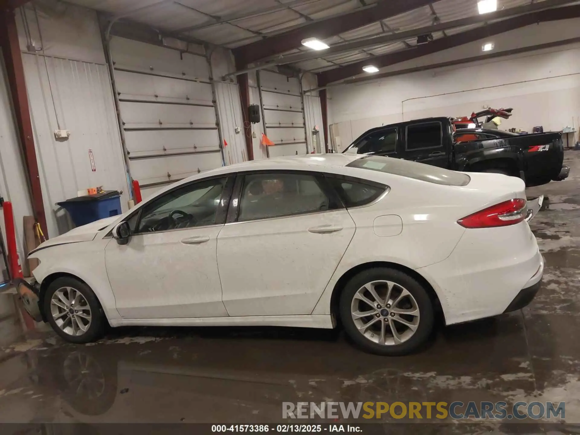 15 fotografías del automóvil dañado 3FA6P0HD1KR231754 FORD FUSION 2019