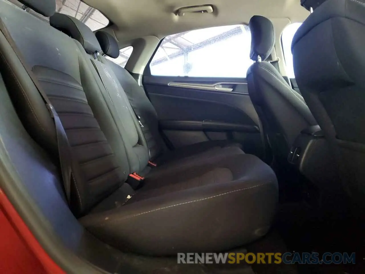 10 fotografías del automóvil dañado 3FA6P0HD1KR232810 FORD FUSION 2019