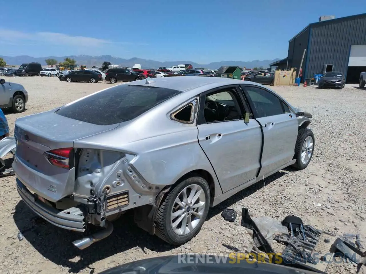 4 fotografías del automóvil dañado 3FA6P0HD1KR239448 FORD FUSION 2019