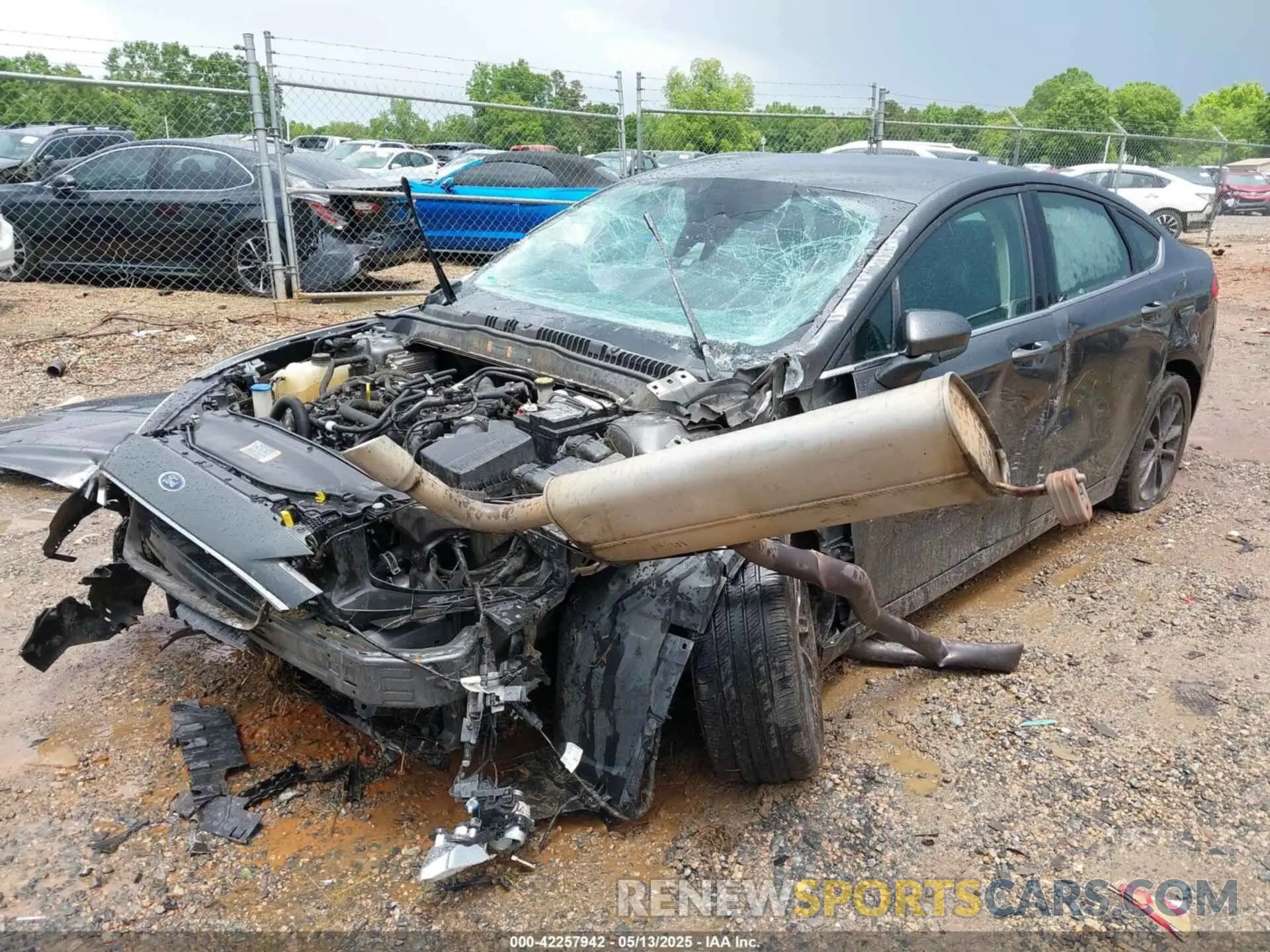 2 fotografías del automóvil dañado 3FA6P0HD1KR285572 FORD FUSION 2019