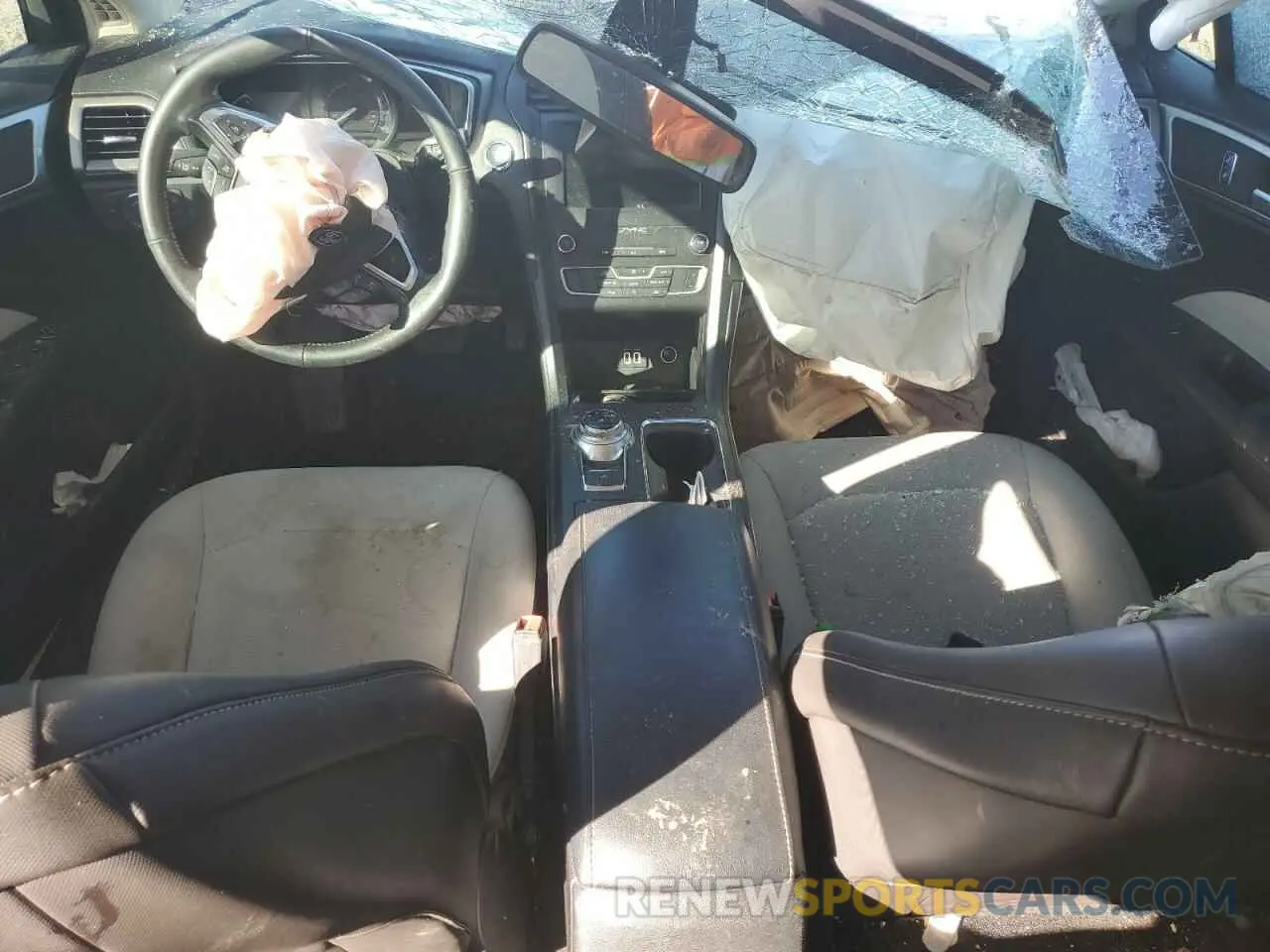 8 fotografías del automóvil dañado 3FA6P0HD2KR215417 FORD FUSION 2019