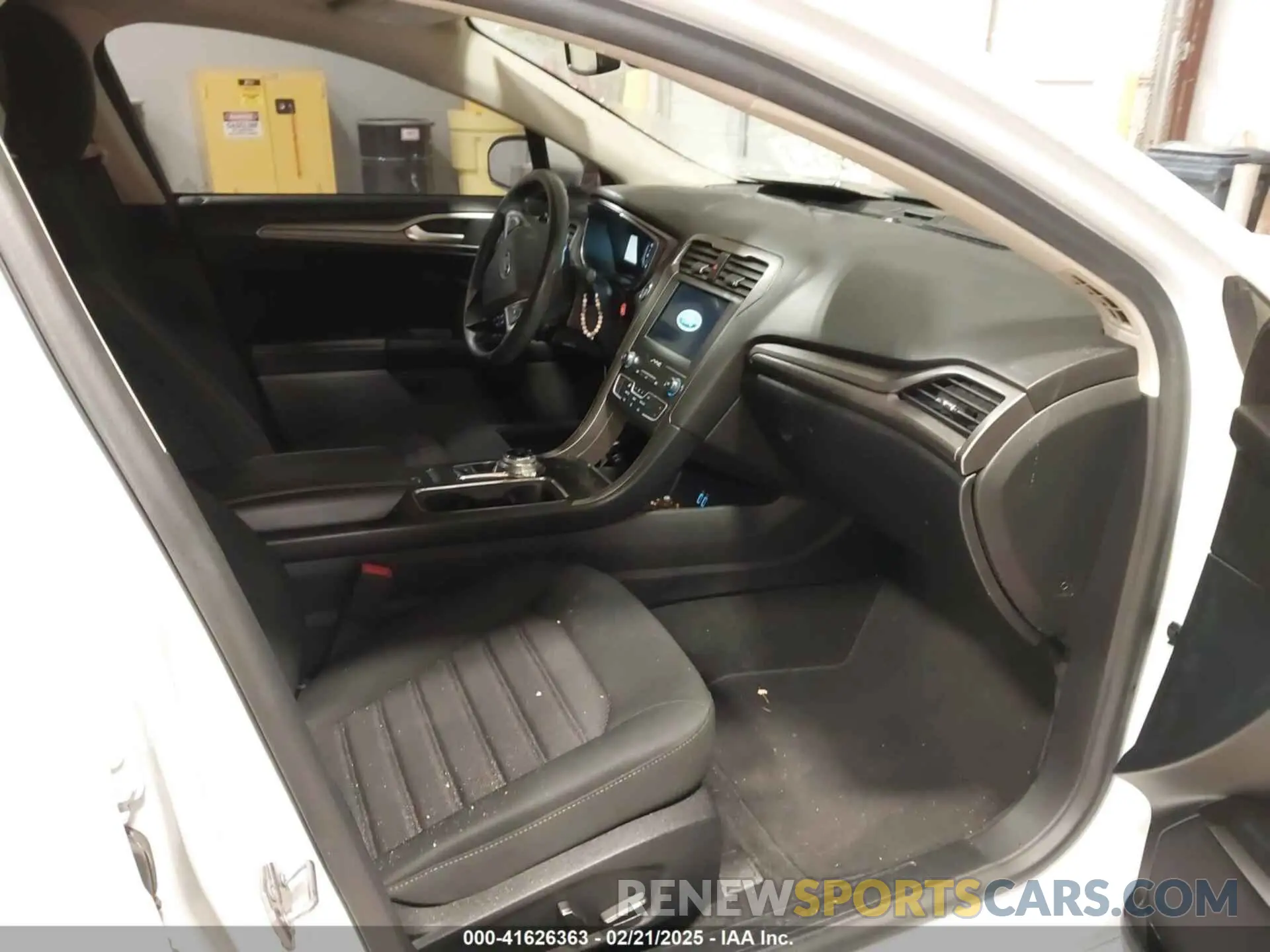 5 fotografías del automóvil dañado 3FA6P0HD2KR276587 FORD FUSION 2019