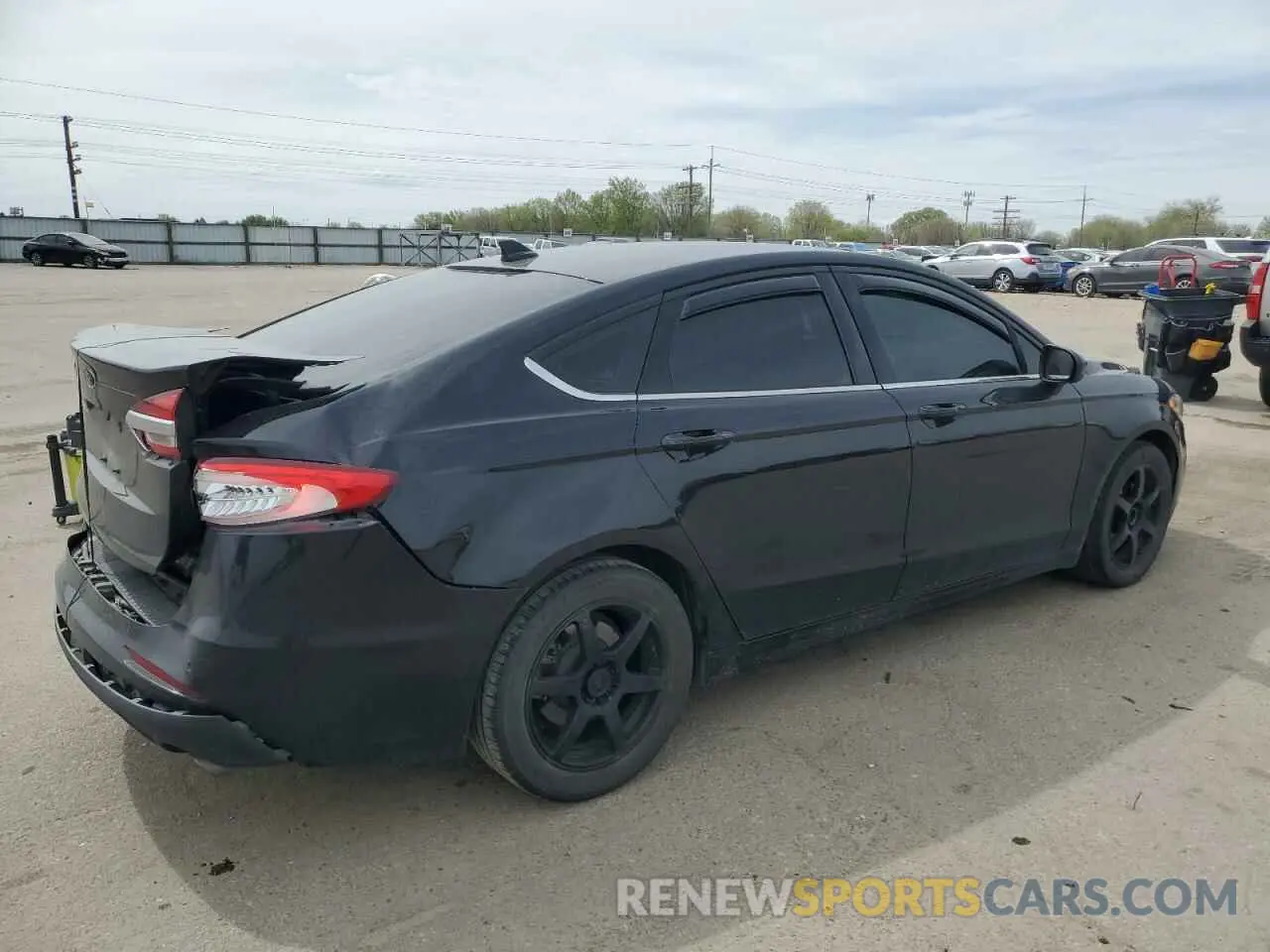 3 fotografías del automóvil dañado 3FA6P0HD2KR284785 FORD FUSION 2019