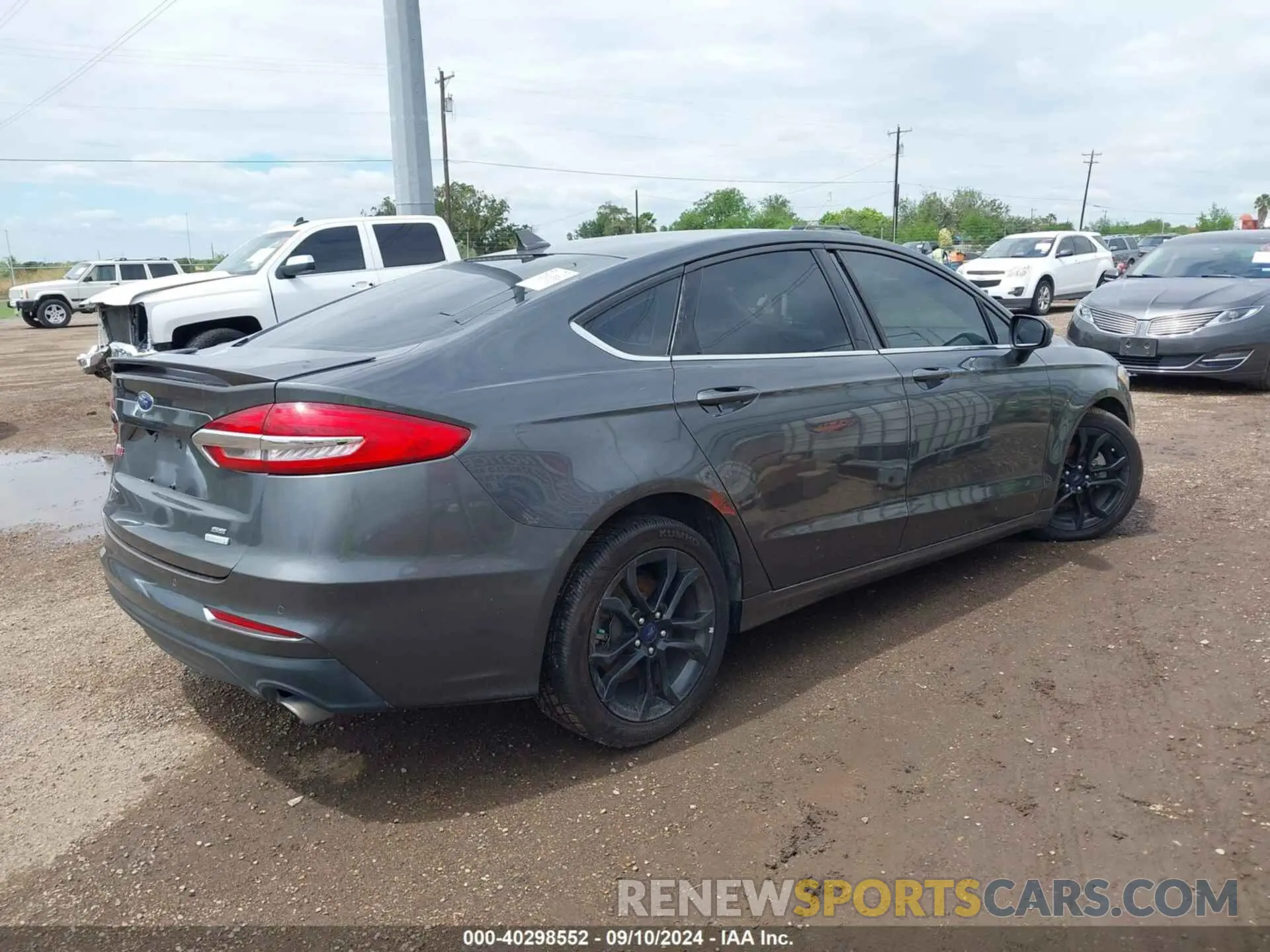 4 fotografías del automóvil dañado 3FA6P0HD3KR171749 FORD FUSION 2019