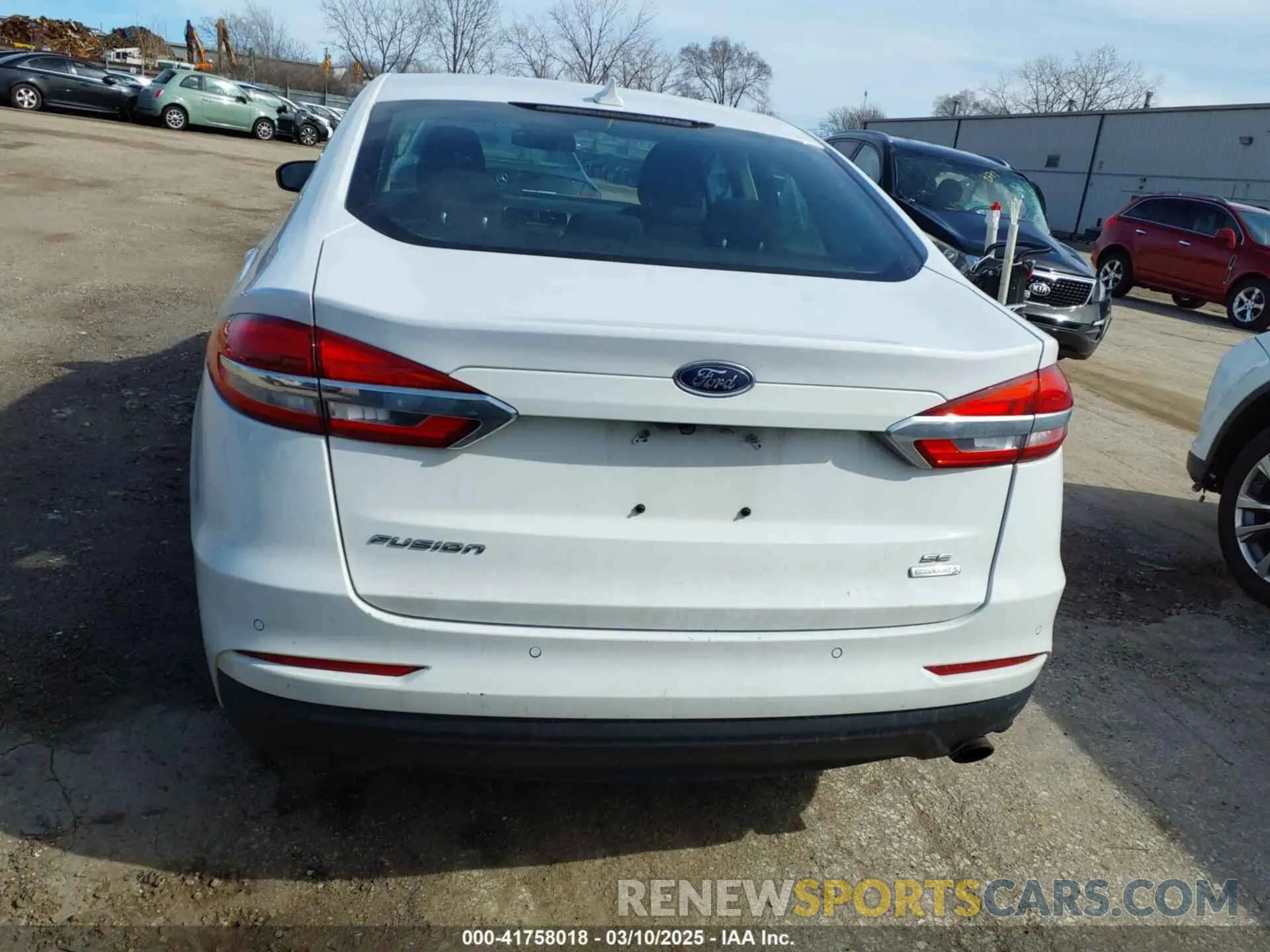 16 fotografías del automóvil dañado 3FA6P0HD3KR215491 FORD FUSION 2019