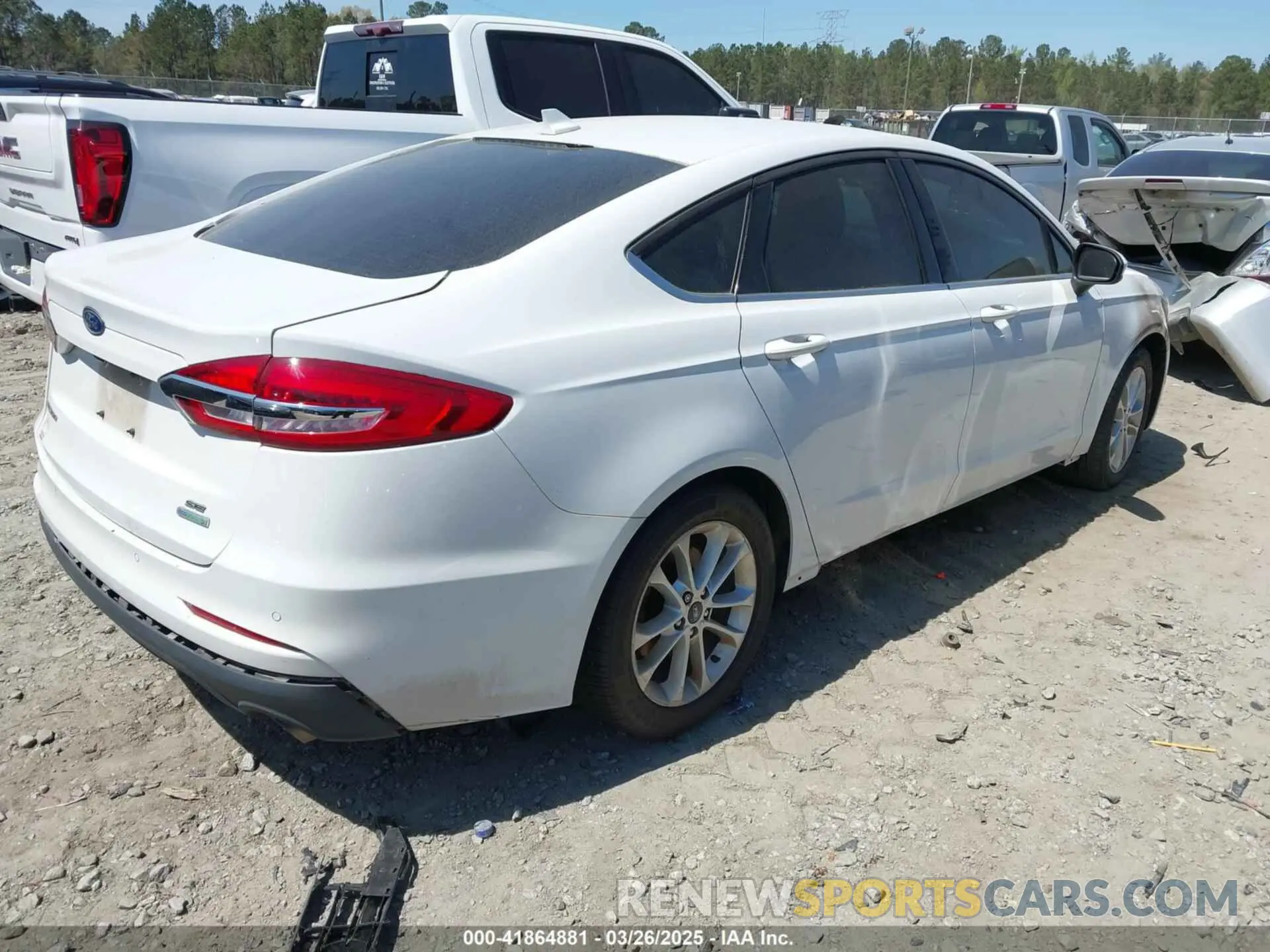 4 fotografías del automóvil dañado 3FA6P0HD3KR229648 FORD FUSION 2019