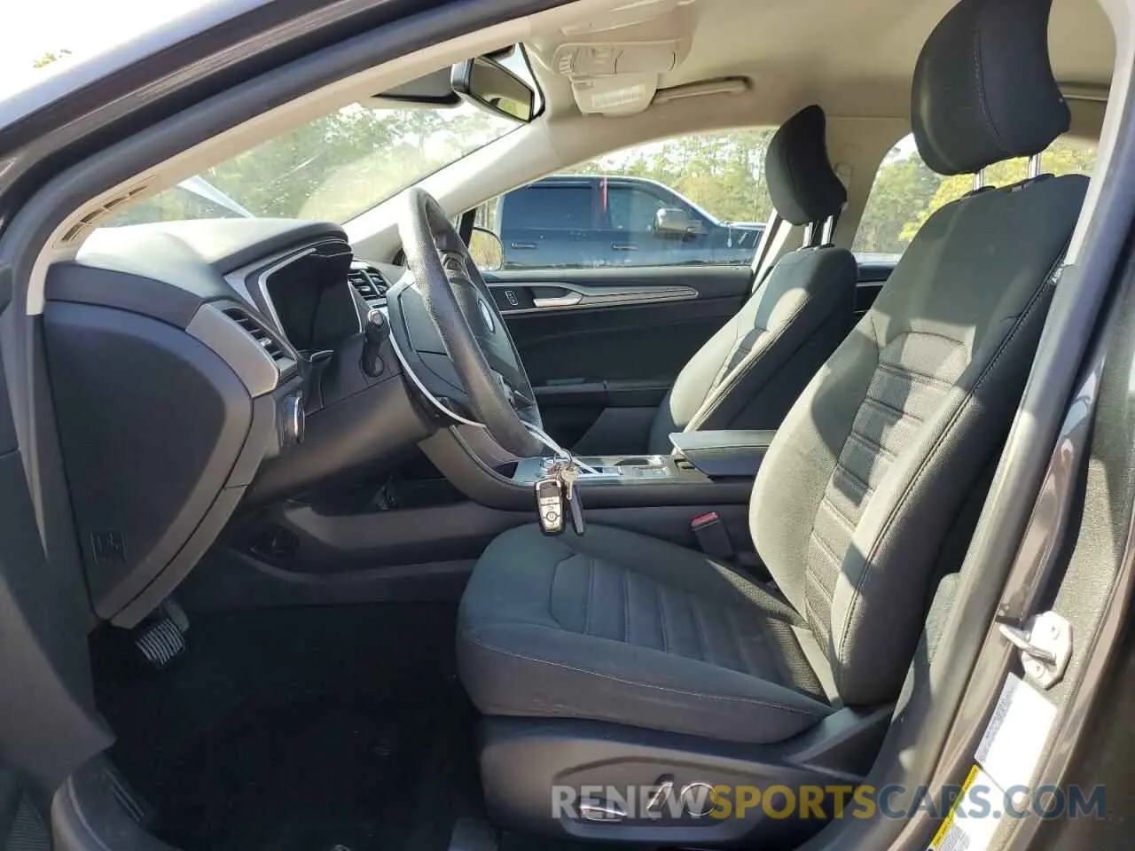 7 fotografías del automóvil dañado 3FA6P0HD3KR231514 FORD FUSION 2019