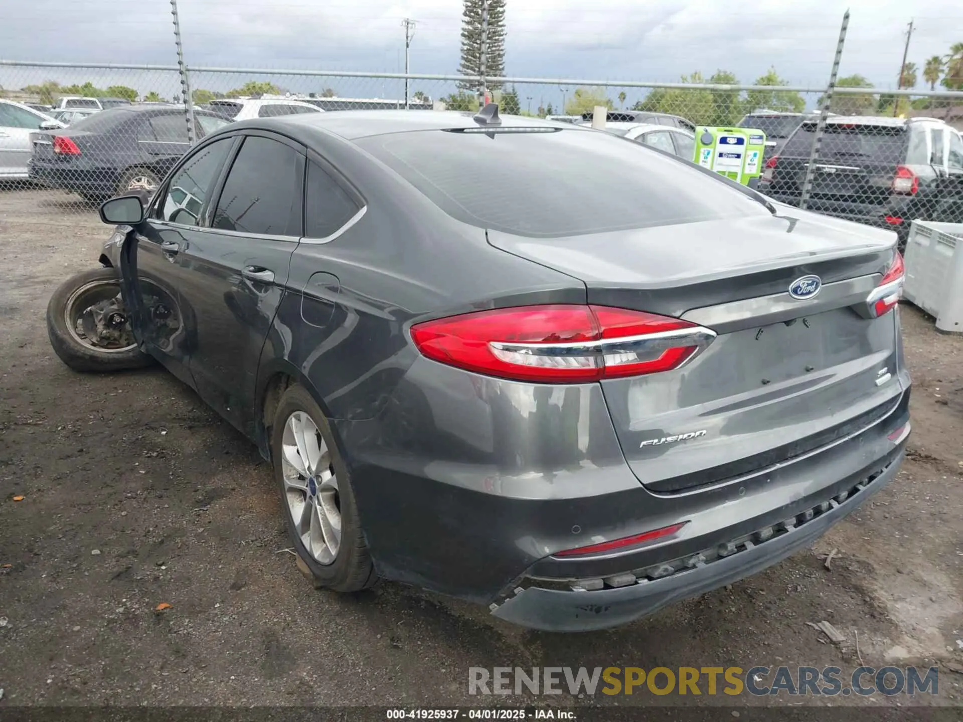 3 fotografías del automóvil dañado 3FA6P0HD3KR284679 FORD FUSION 2019