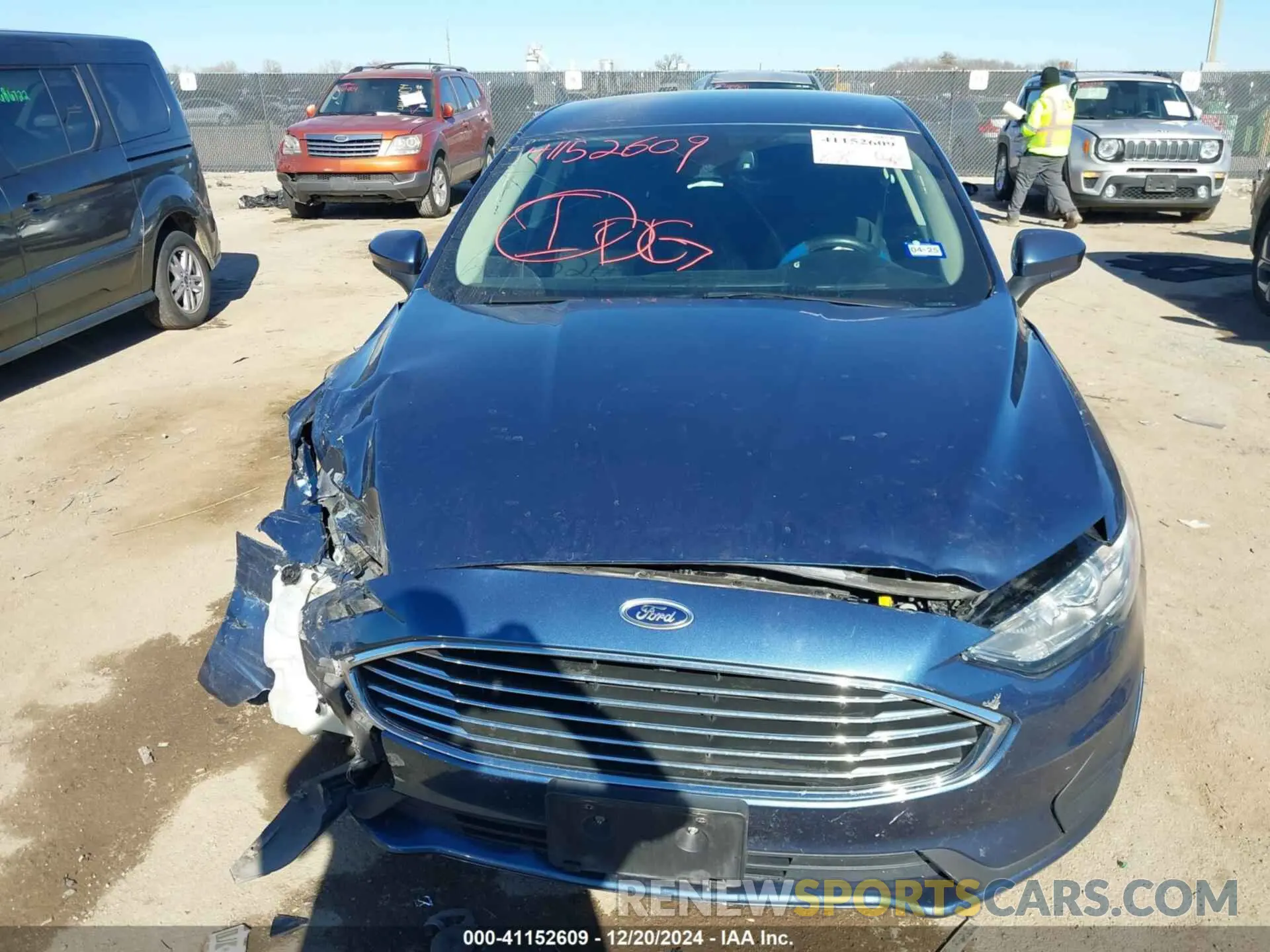12 fotografías del automóvil dañado 3FA6P0HD4KR132121 FORD FUSION 2019